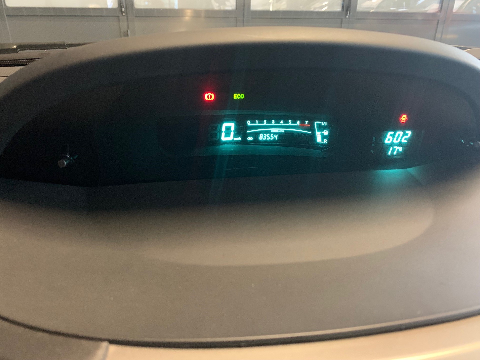 TOYOTA Yaris 1.33 VVT-i Linea Sol-image-9