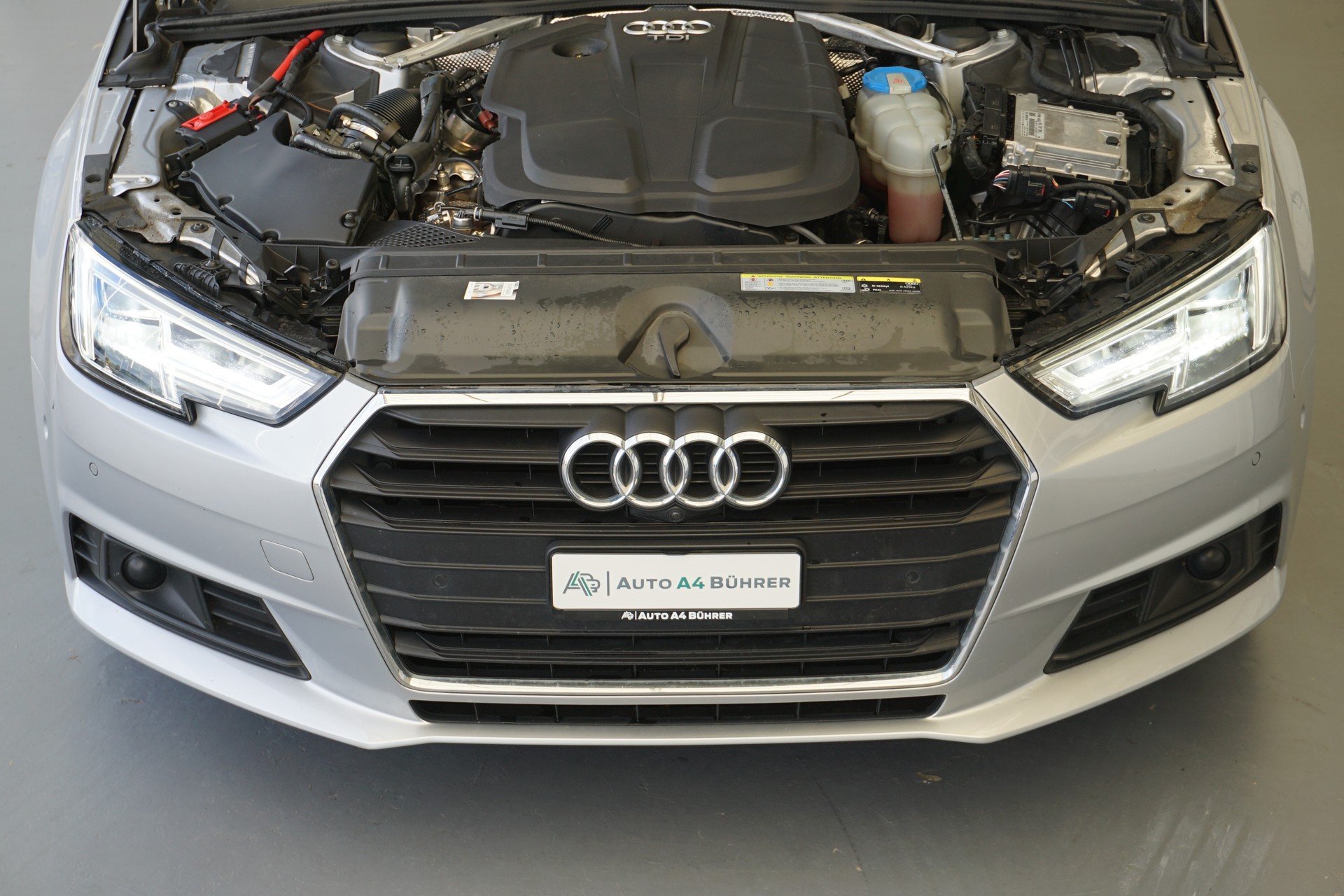 AUDI A4 Avant 2.0 TDI S-Tronic 150 PS-image-11