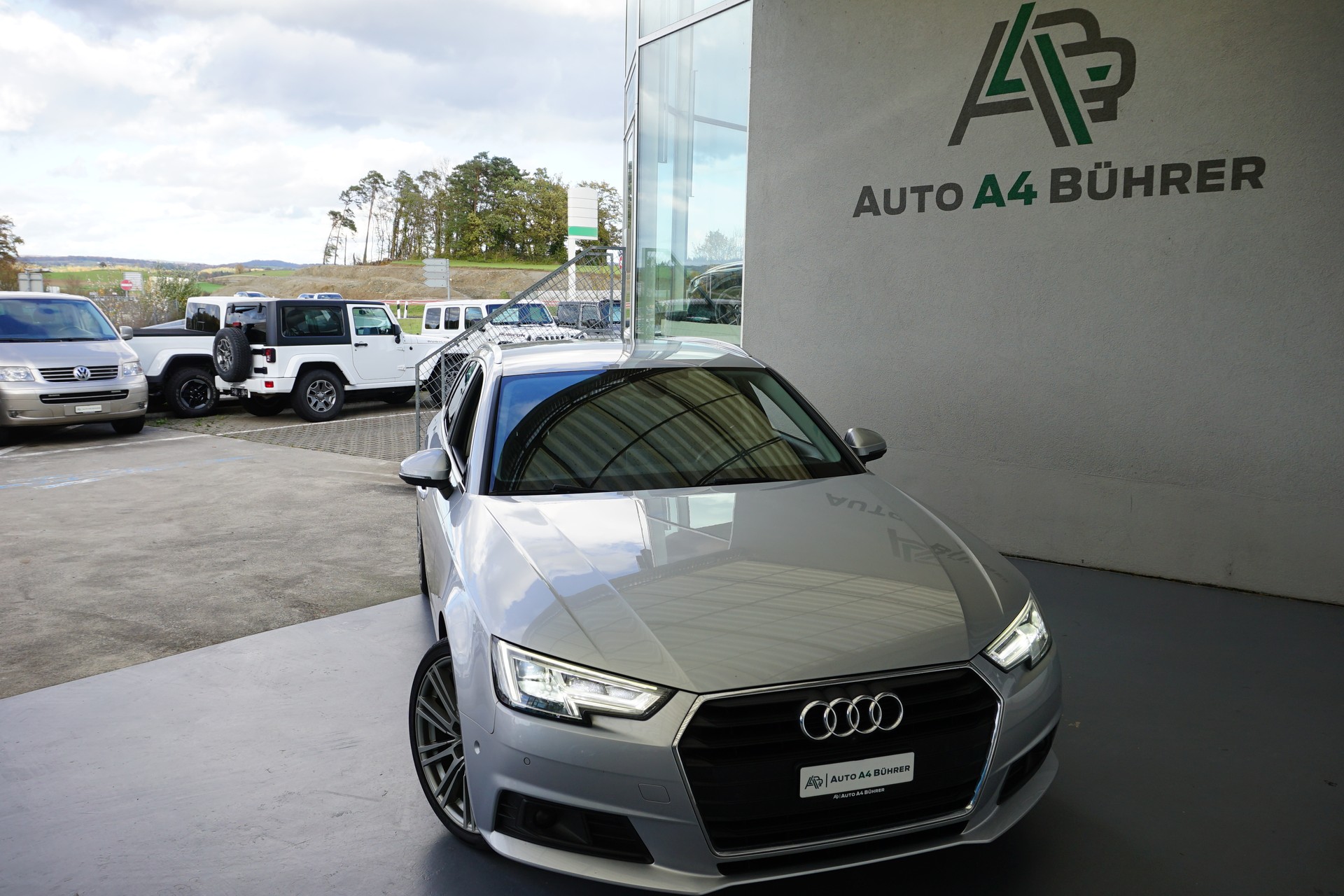 AUDI A4 Avant 2.0 TDI S-Tronic 150 PS-image-2