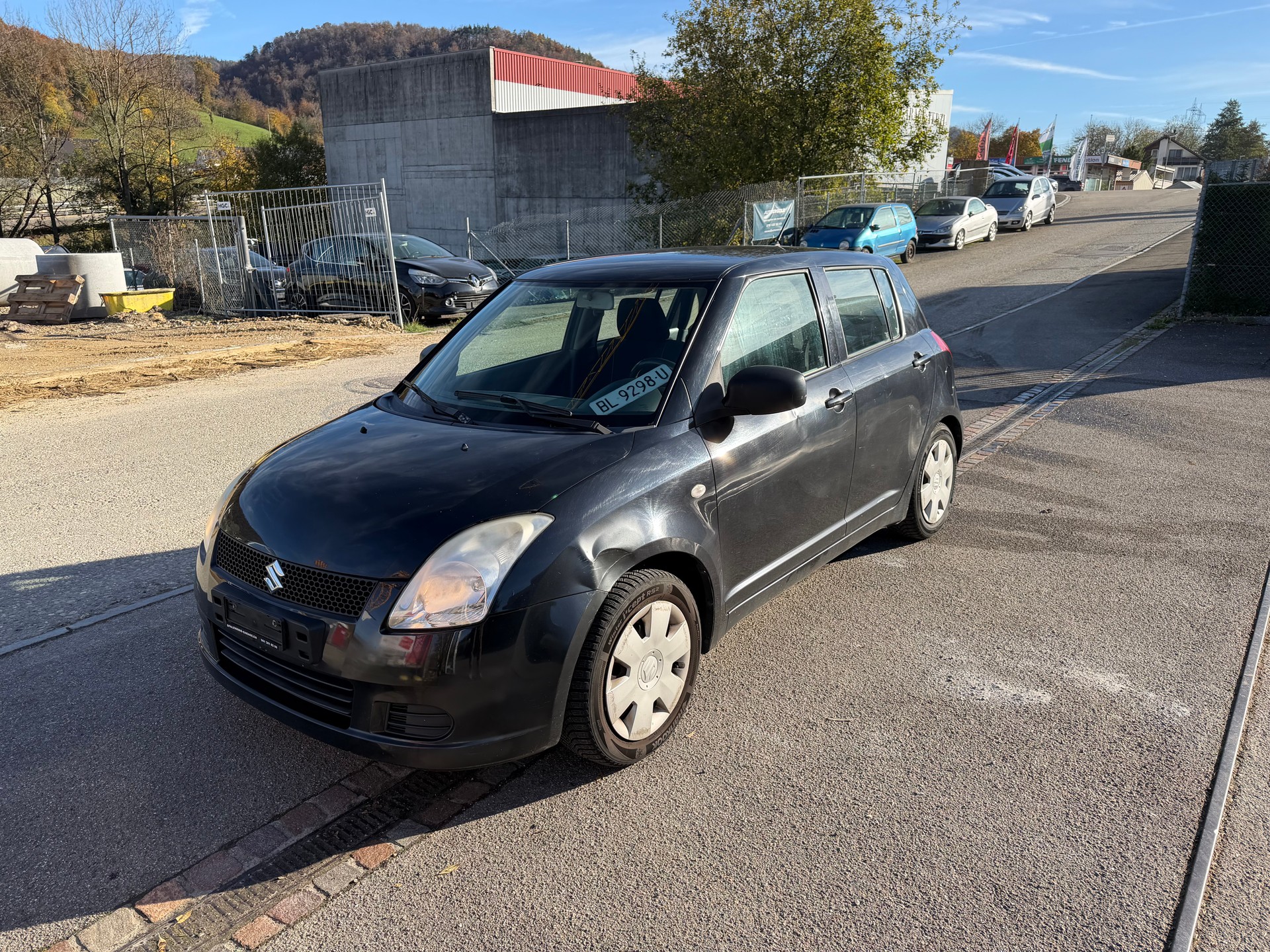 SUZUKI Swift 1.3i 16V GL-image-0