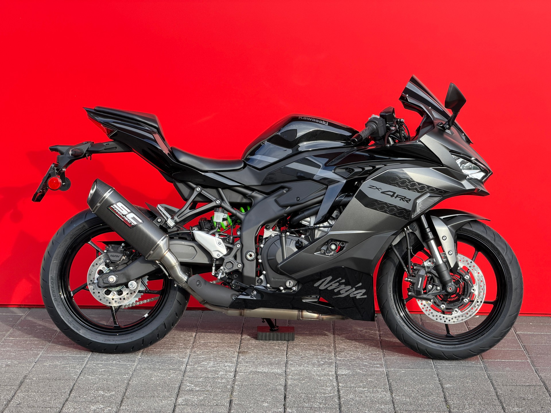 KAWASAKI Ninja ZX-4RR (35kW)-showroom-element-1
