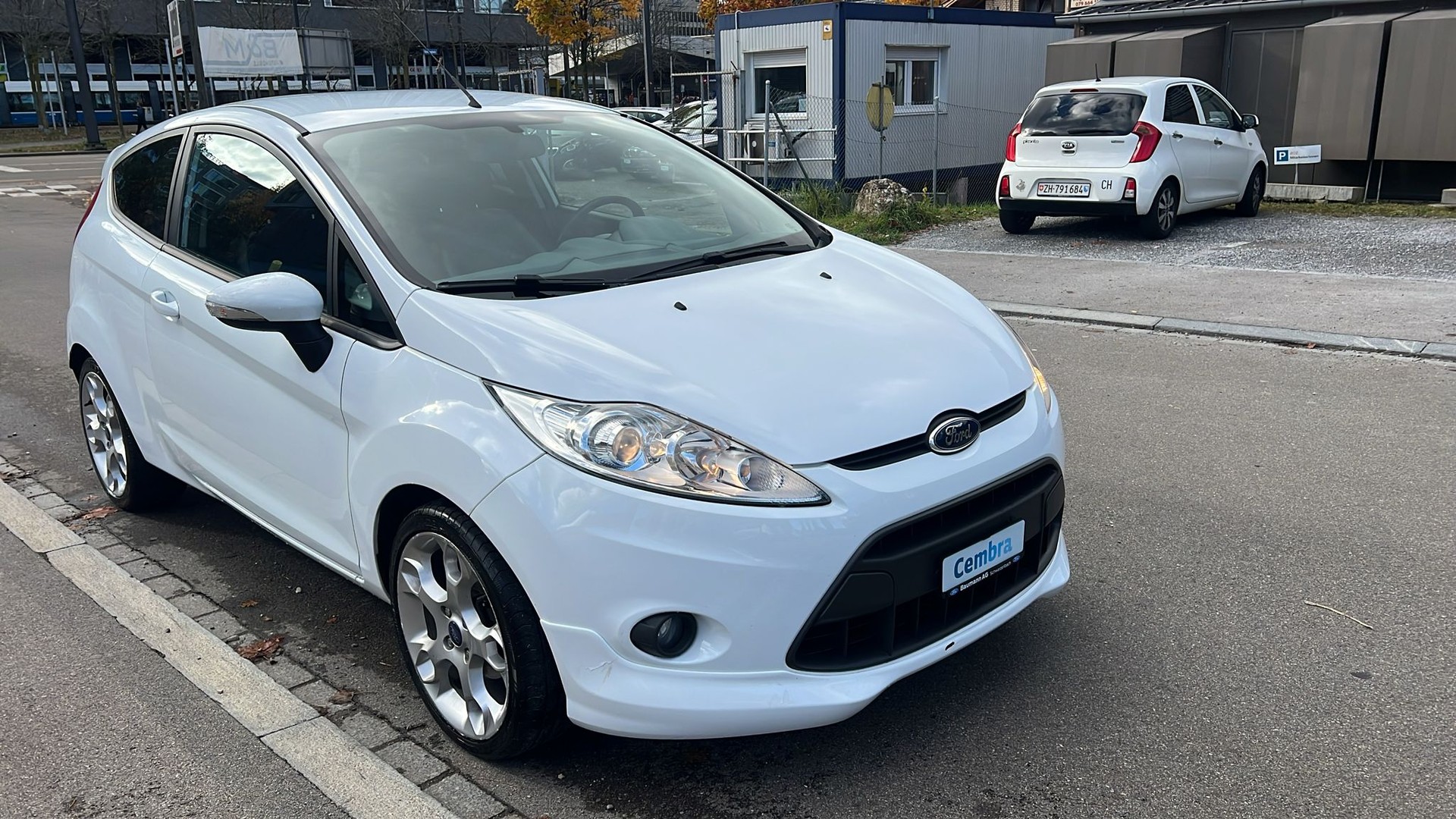 FORD Fiesta 1.6 16V Titanium-image-2