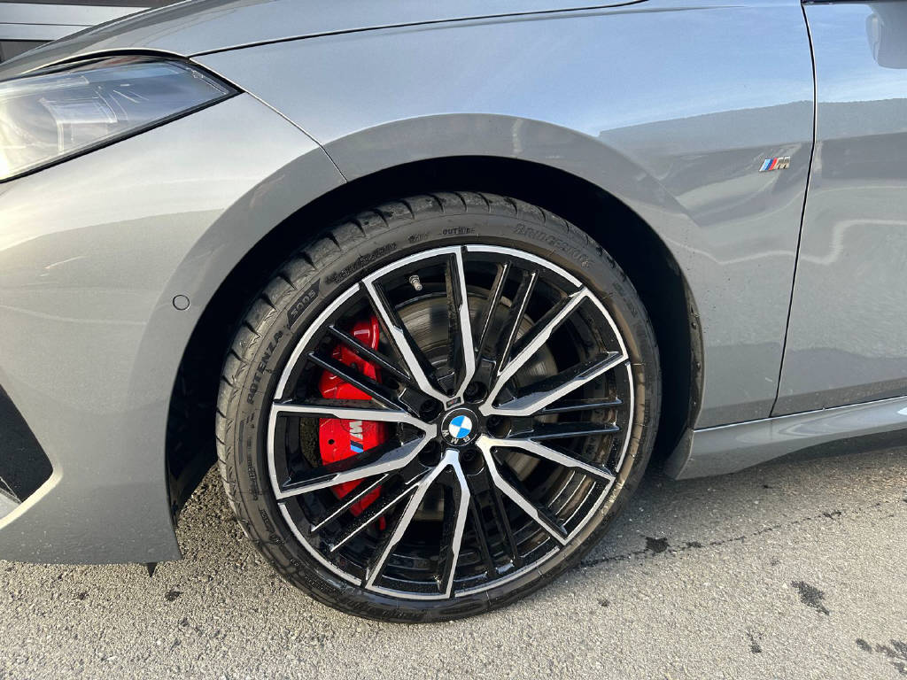 BMW M235i xDrive Gran Coupé - CH-image-9