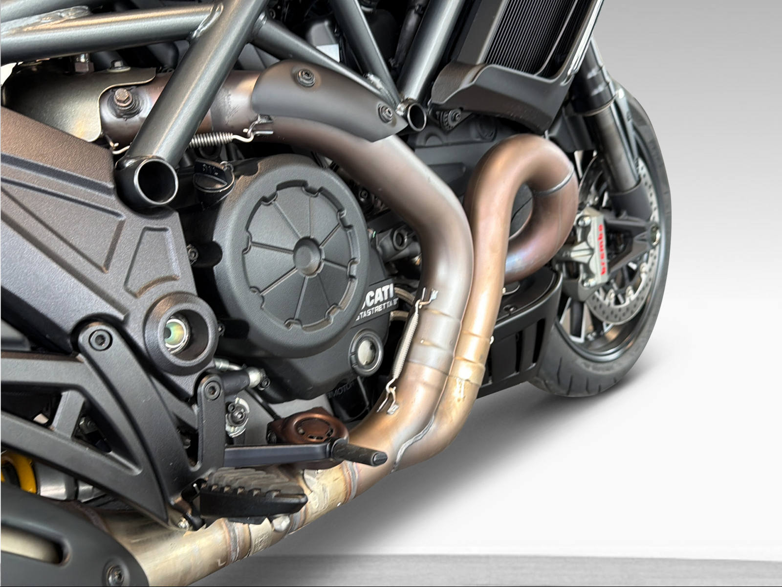 DUCATI 1200 Diavel Dark ABS-image-7