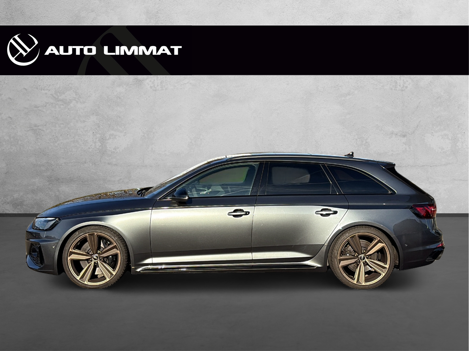 AUDI RS4 Avant quattro tiptronic-image-13