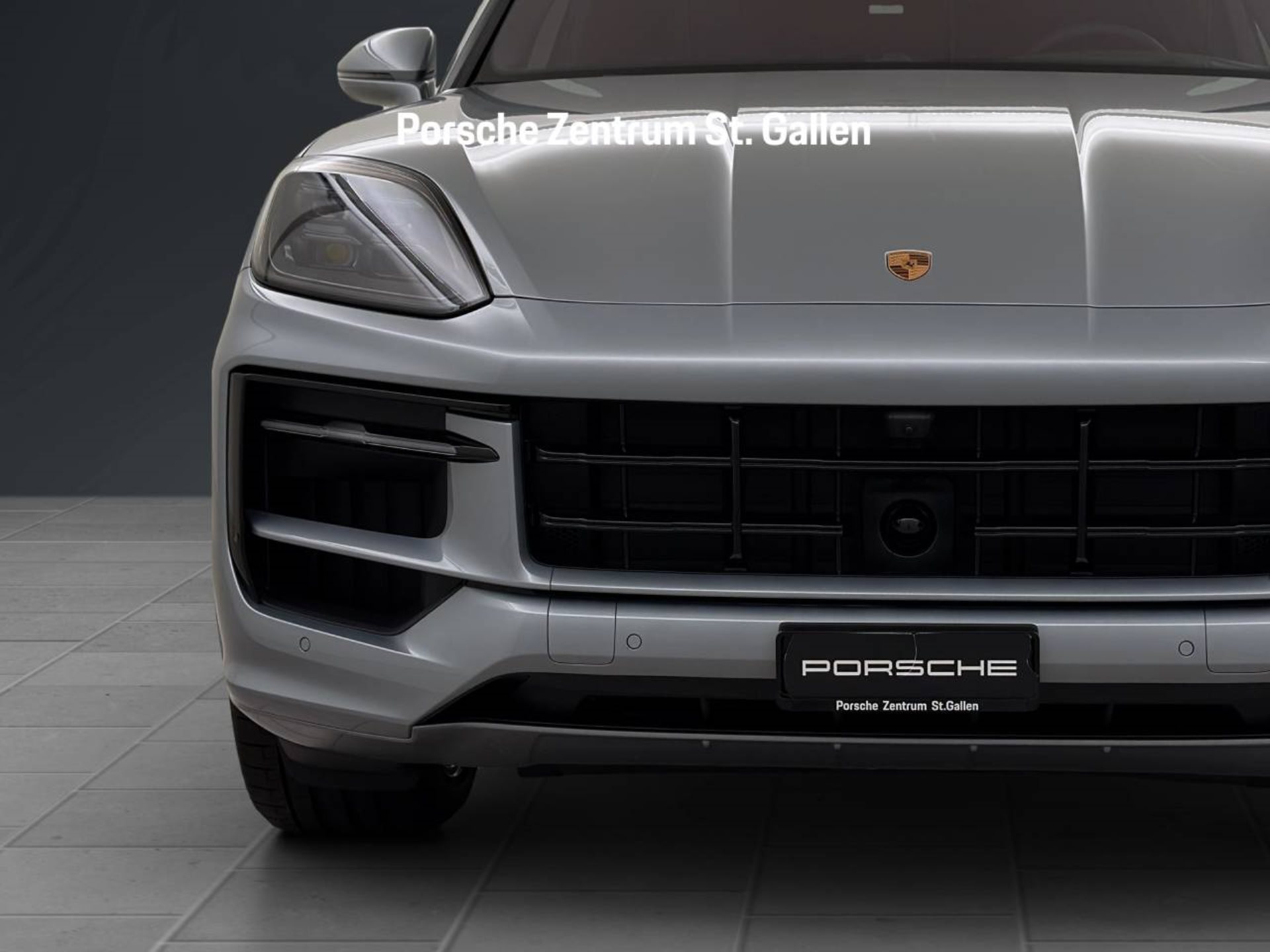 PORSCHE Cayenne E-Hybrid Black Edition-image-8