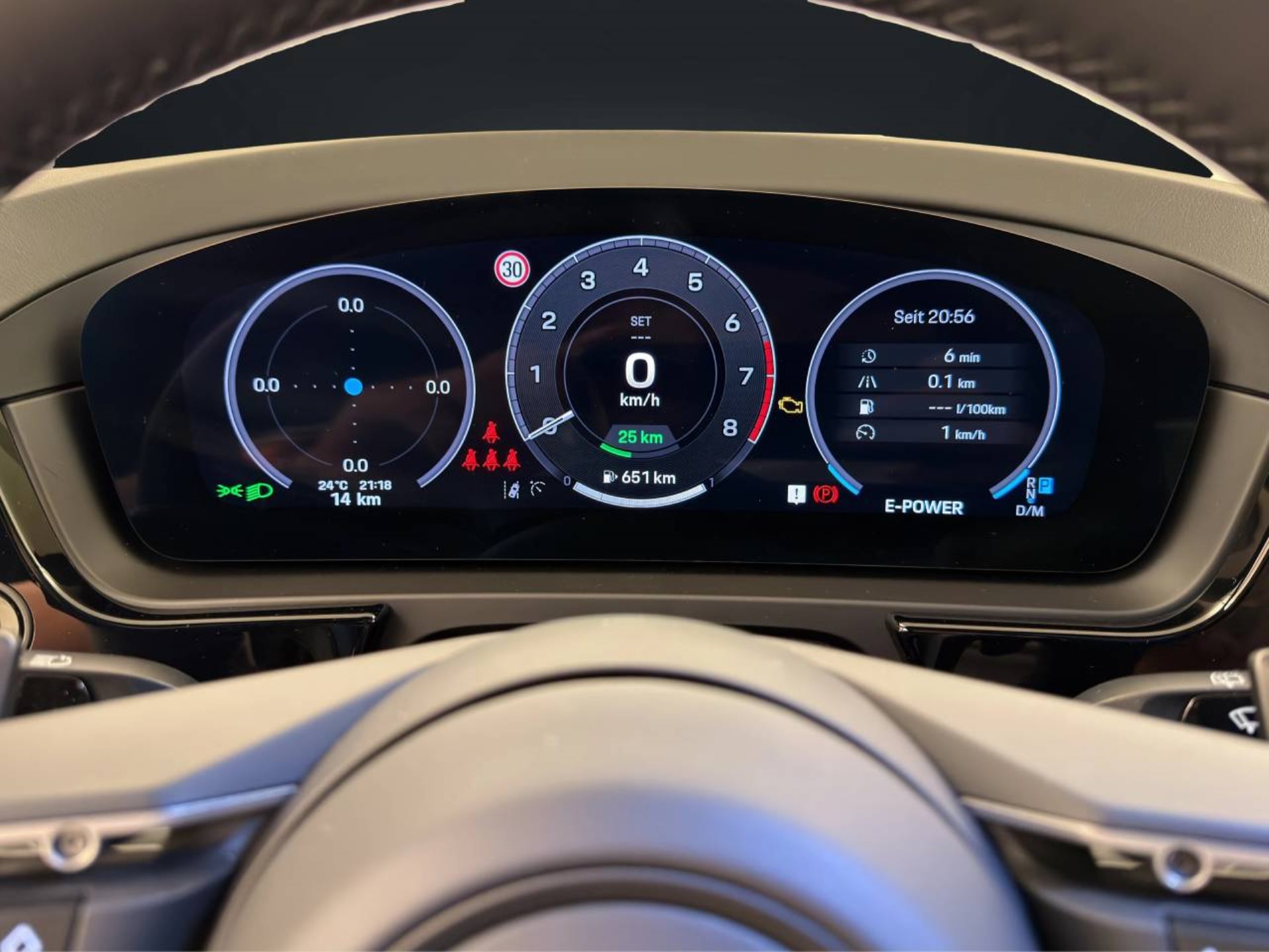 PORSCHE Cayenne E-Hybrid Black Edition-image-24