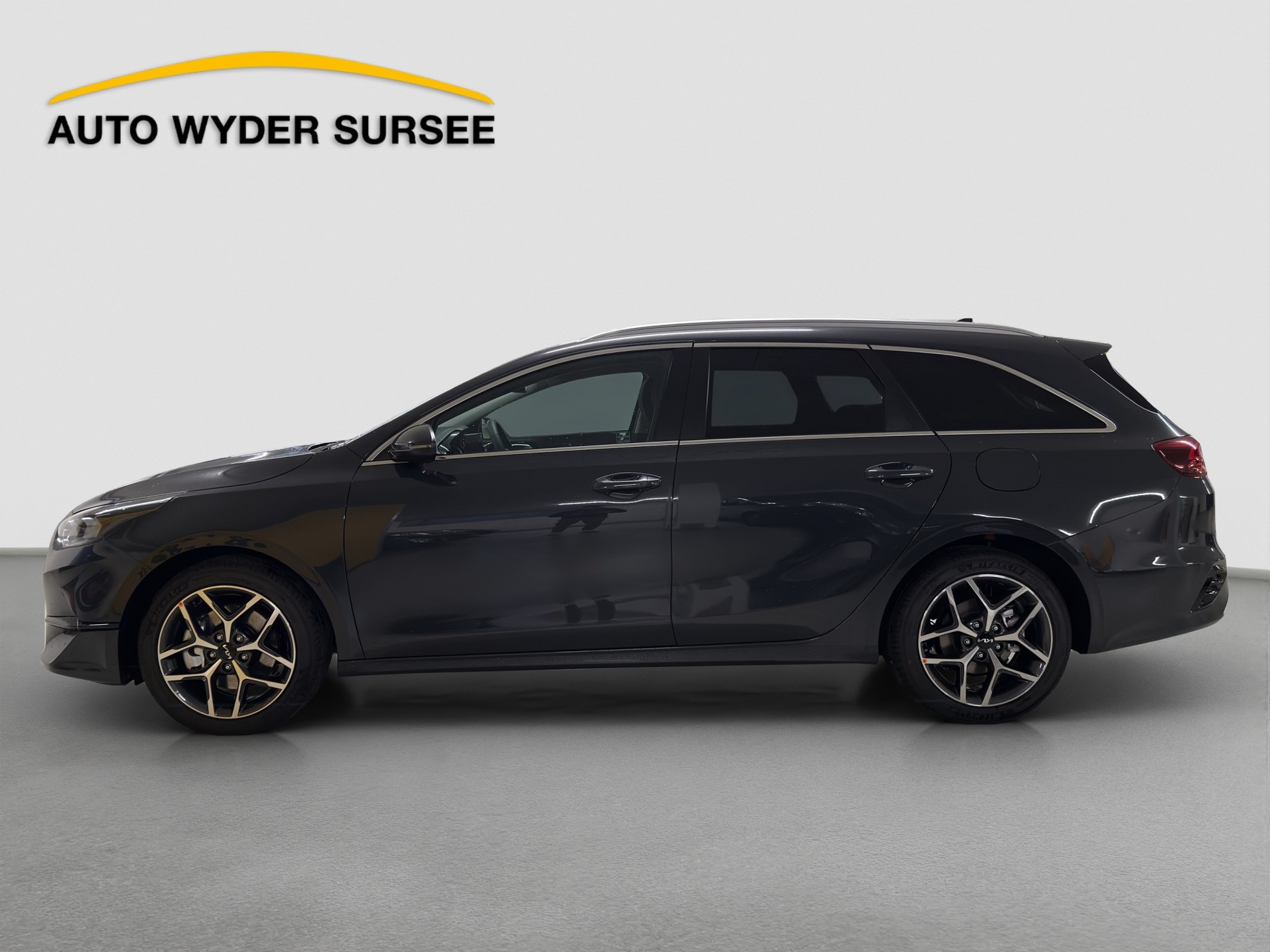 KIA Ceed SW 1.5 T-GDi Power-image-2
