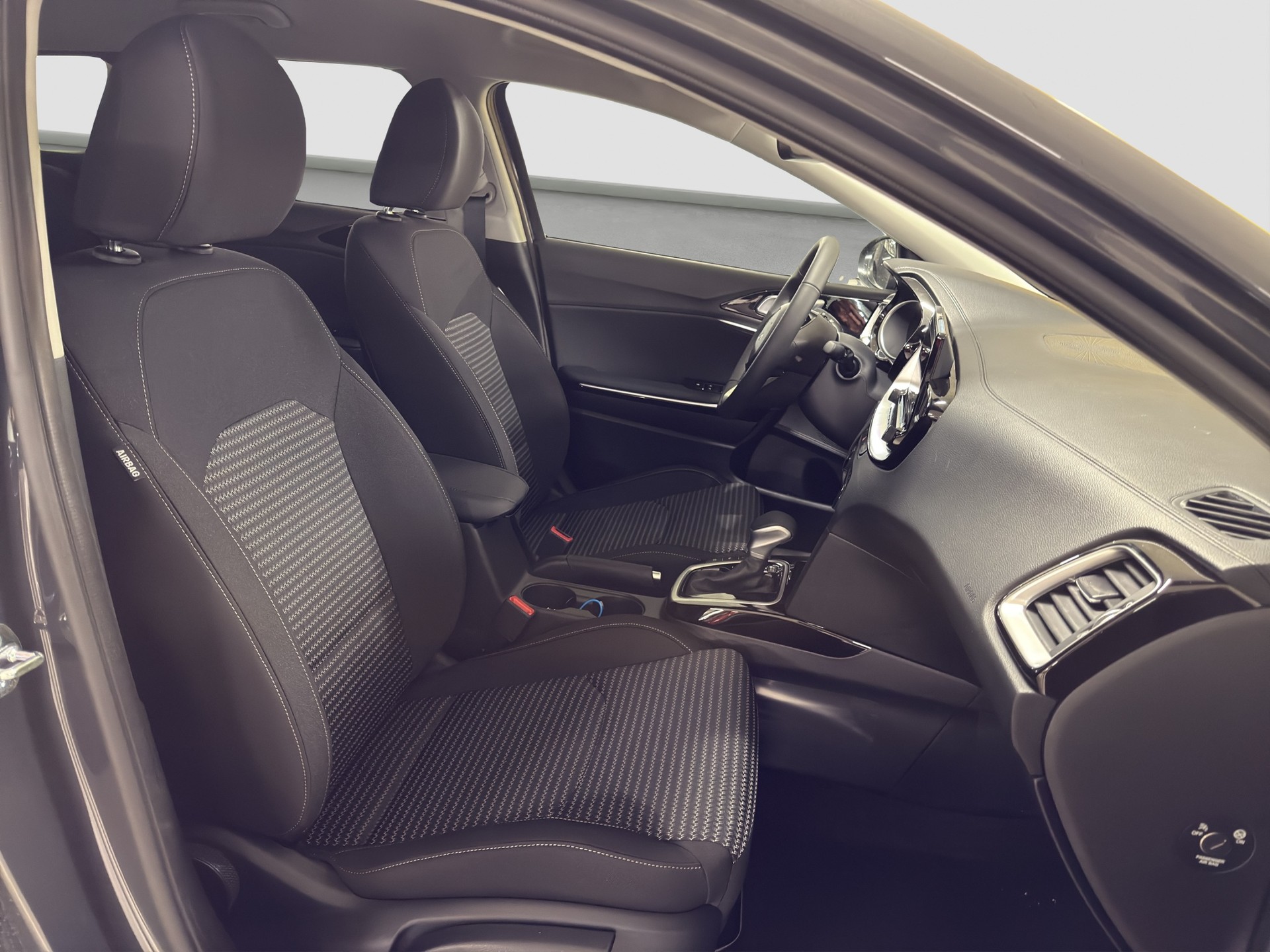 KIA Ceed SW 1.5 T-GDi Power-image-9