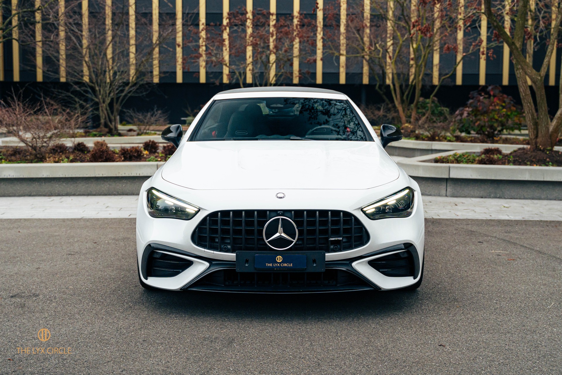 MERCEDES-BENZ CLE AMG 53 Cabrio 4Matic+ 9G-Tronic-image-6