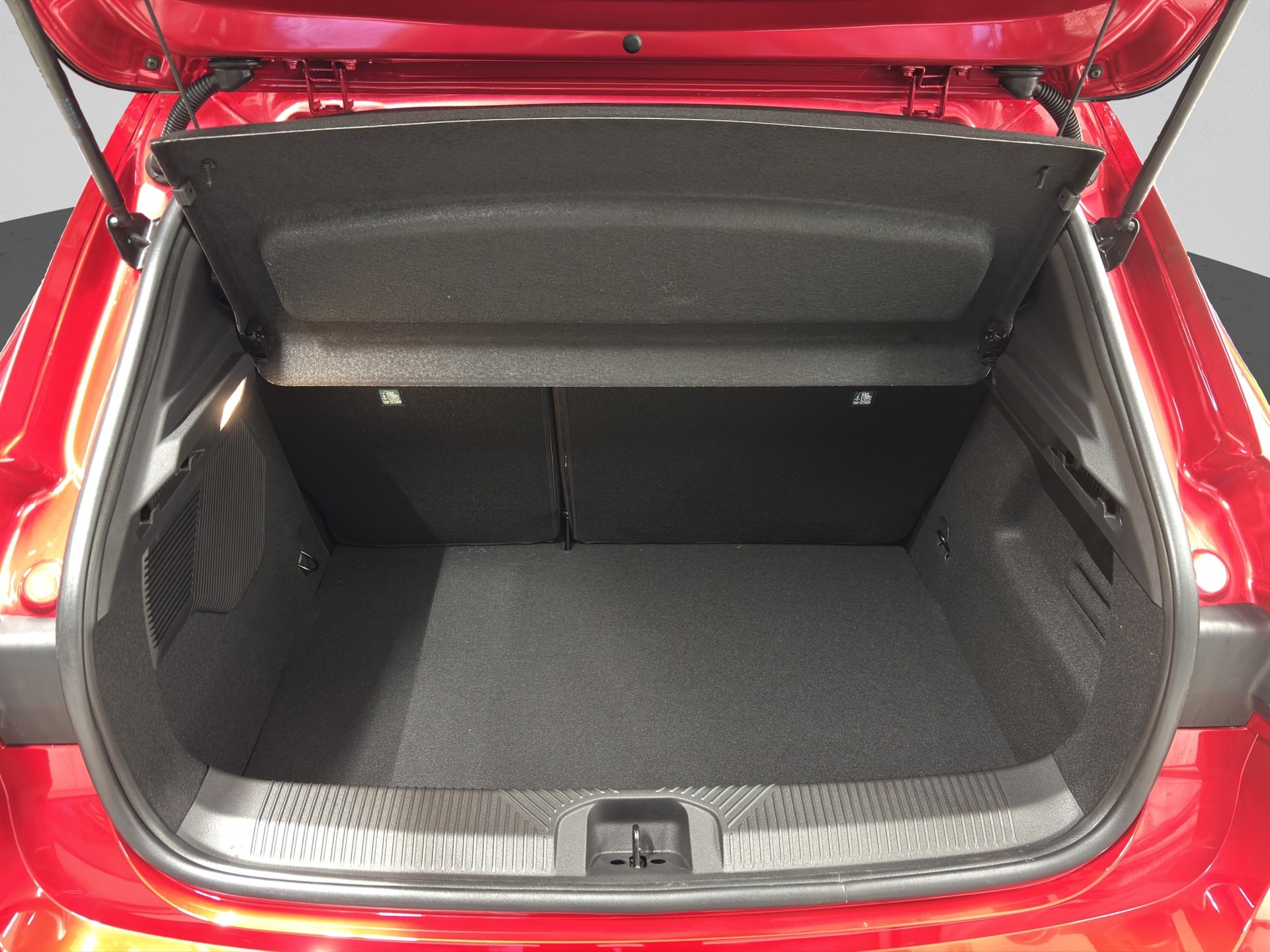RENAULT Clio 1.8 E-Tech Esprit Alpine-image-15