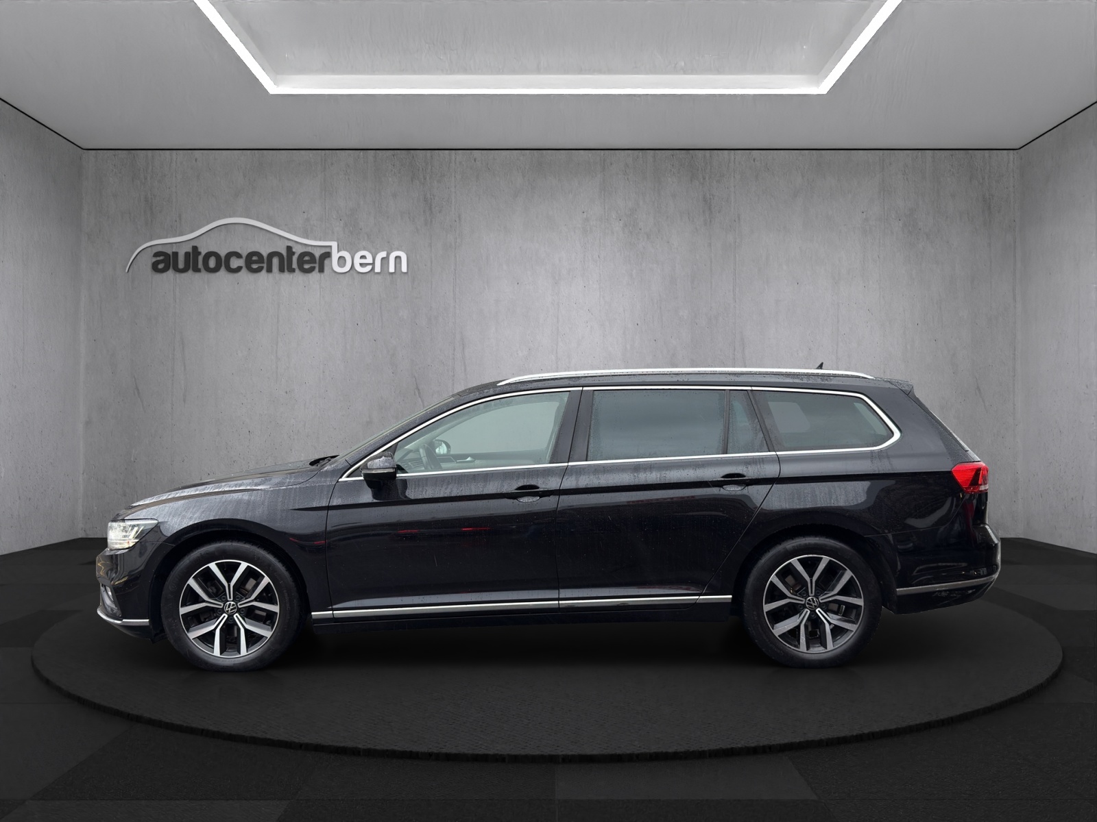 VW Passat 2.0 TDI BMT Business 4Motion DSG-image-3