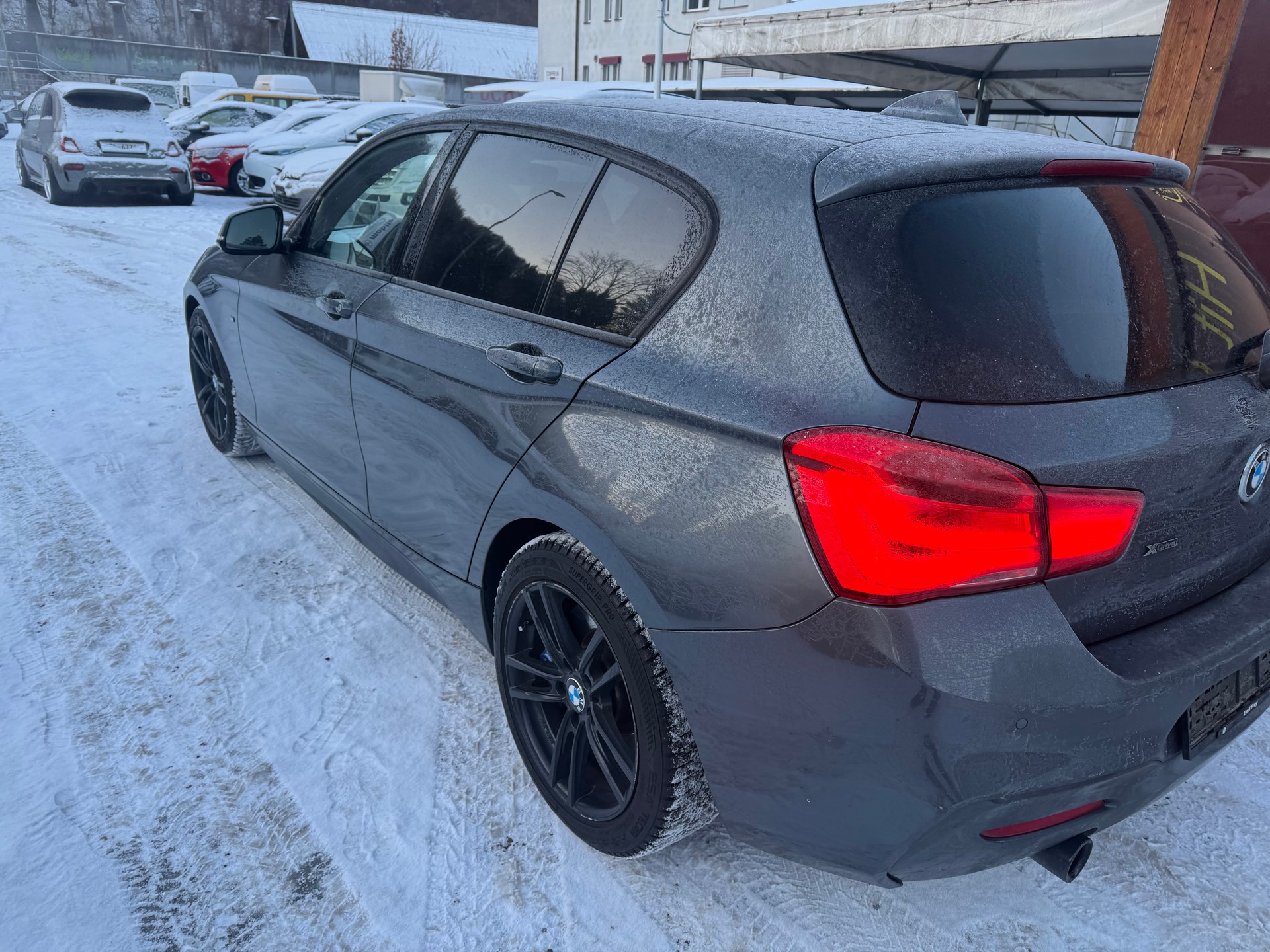 BMW M135i xDrive Steptronic-image-8