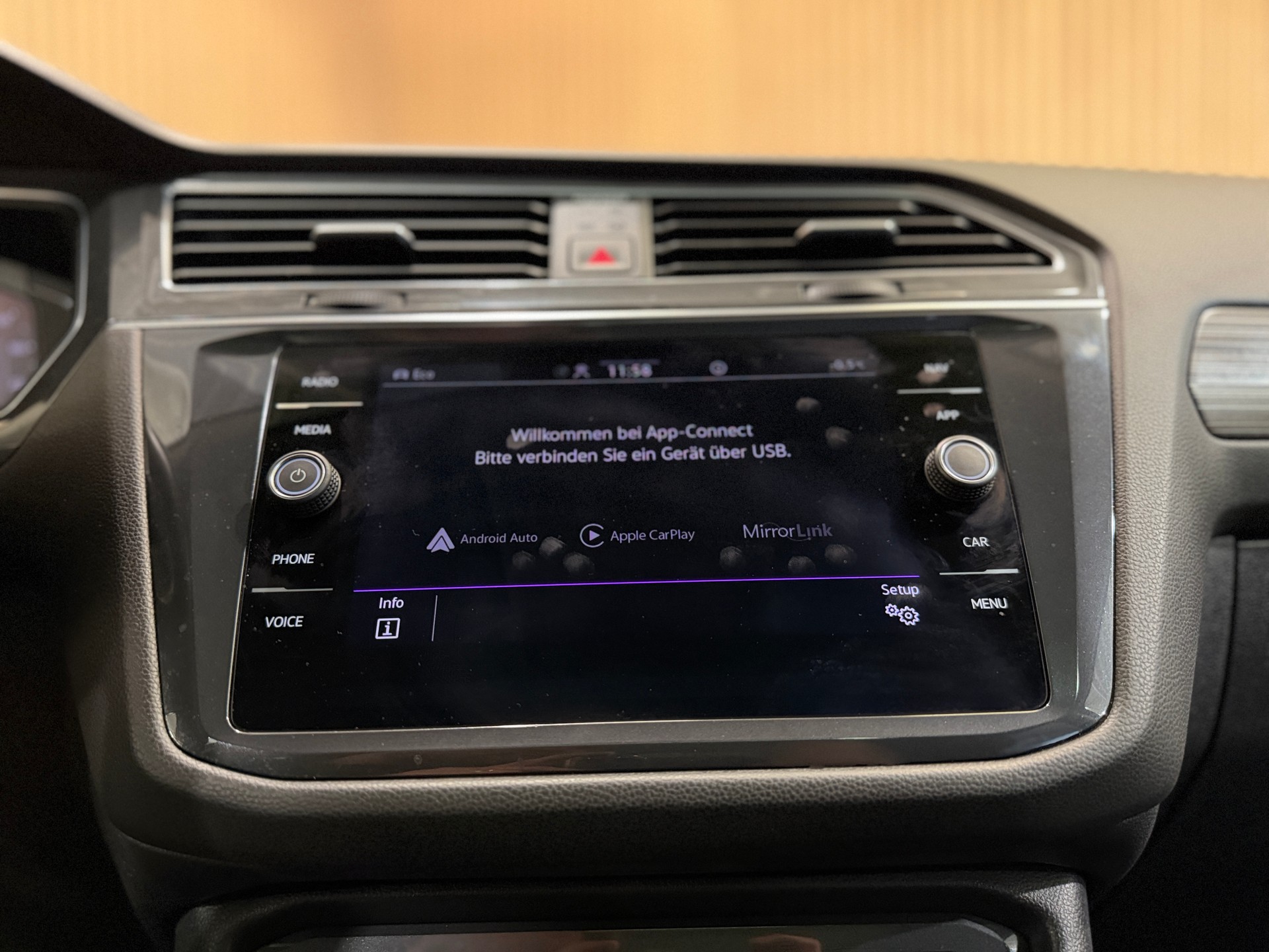 VW Tiguan Allspace 2.0 TDI SCR Elegance 4Motion DSG-image-10