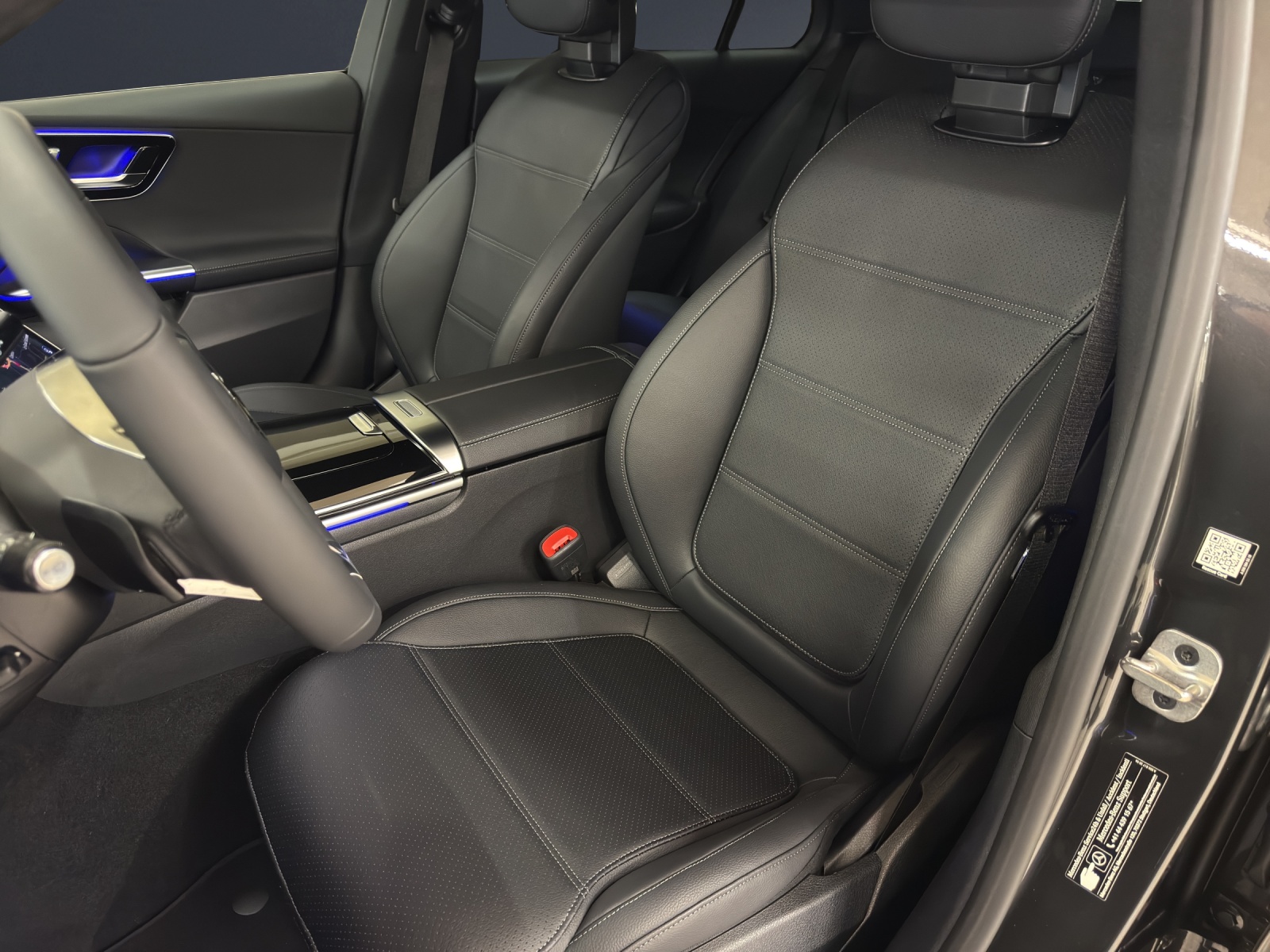 MERCEDES-BENZ C 200 4M Break-image-13