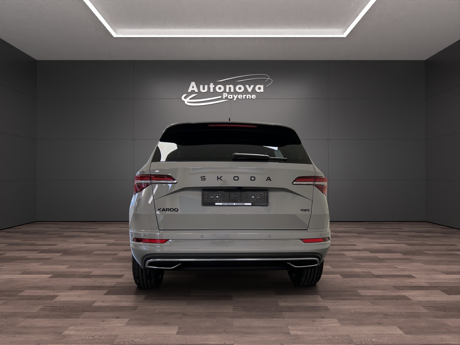 SKODA Karoq 2.0 TSI SportLine 4x4 DSG-image-4