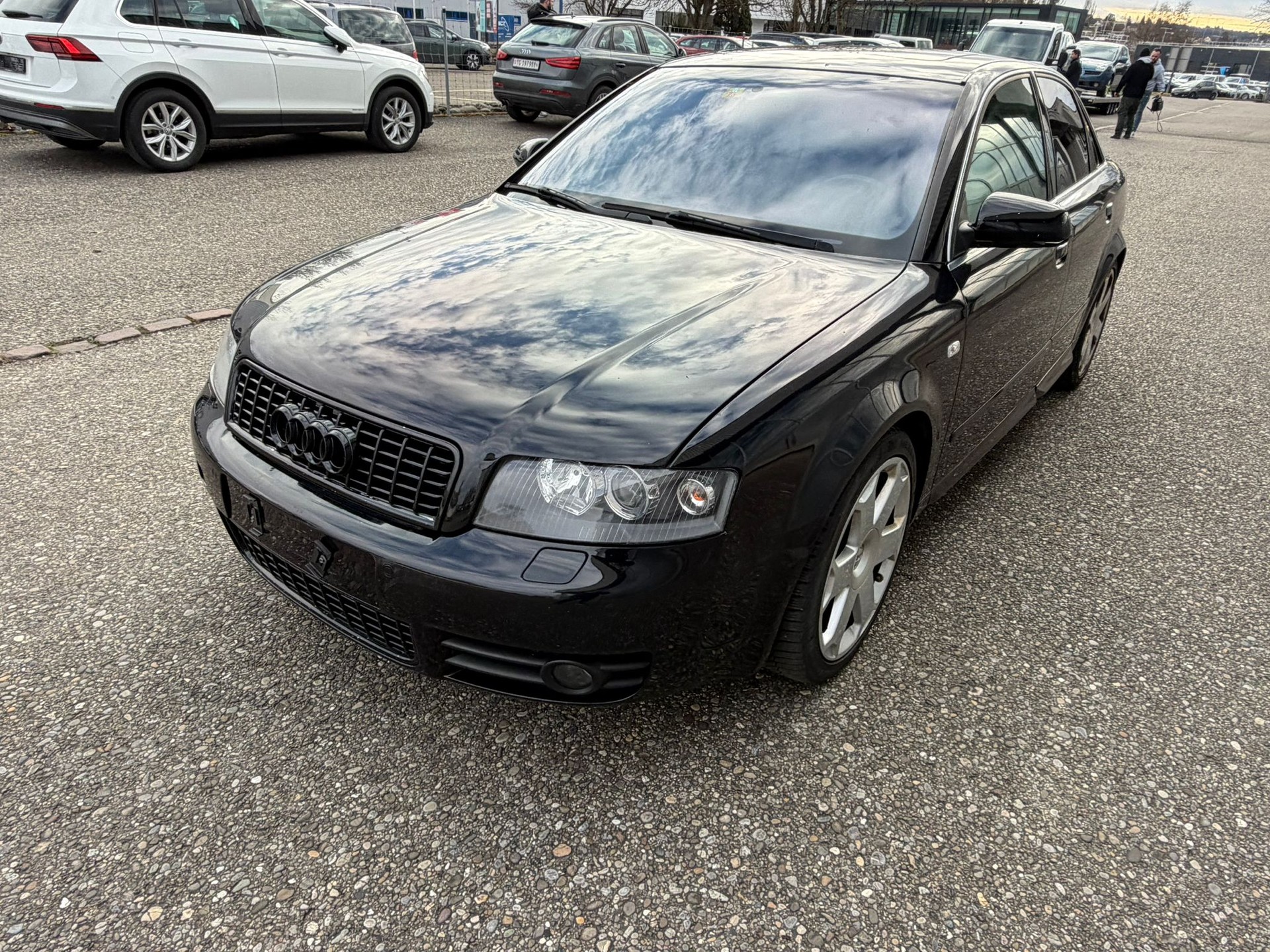 AUDI S4 4.2 V8 quattro-image-0