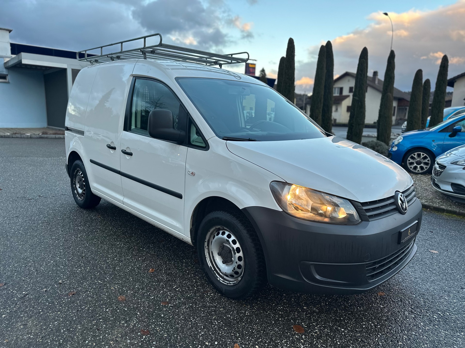 VW Caddy 1.2 TSI-image-1