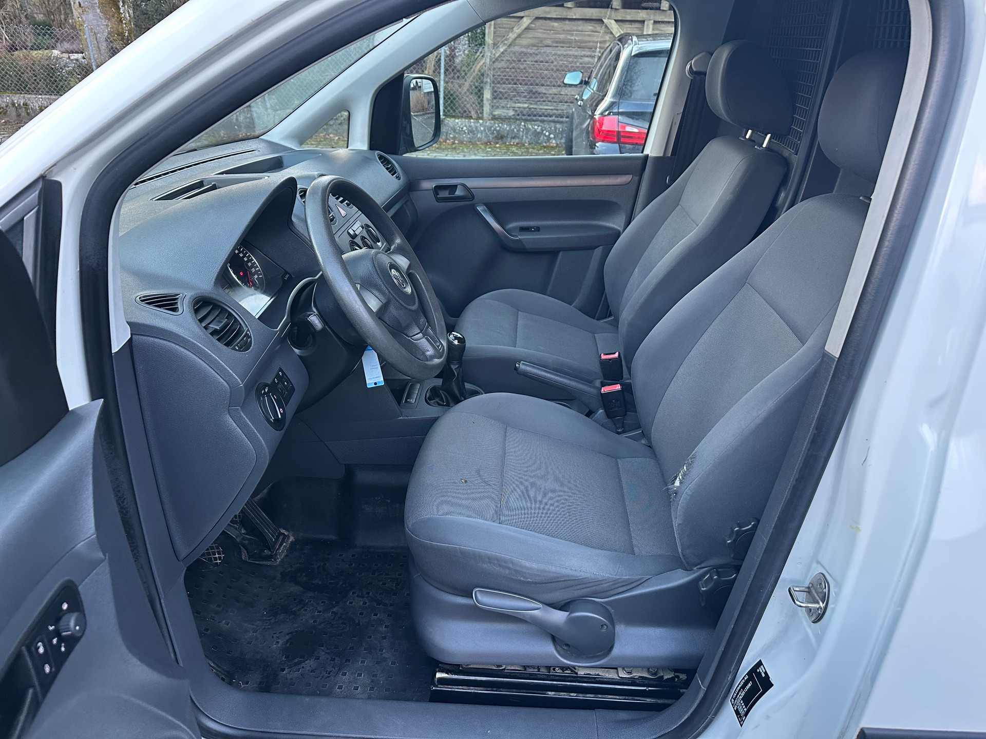 VW Caddy 1.2 TSI-image-7