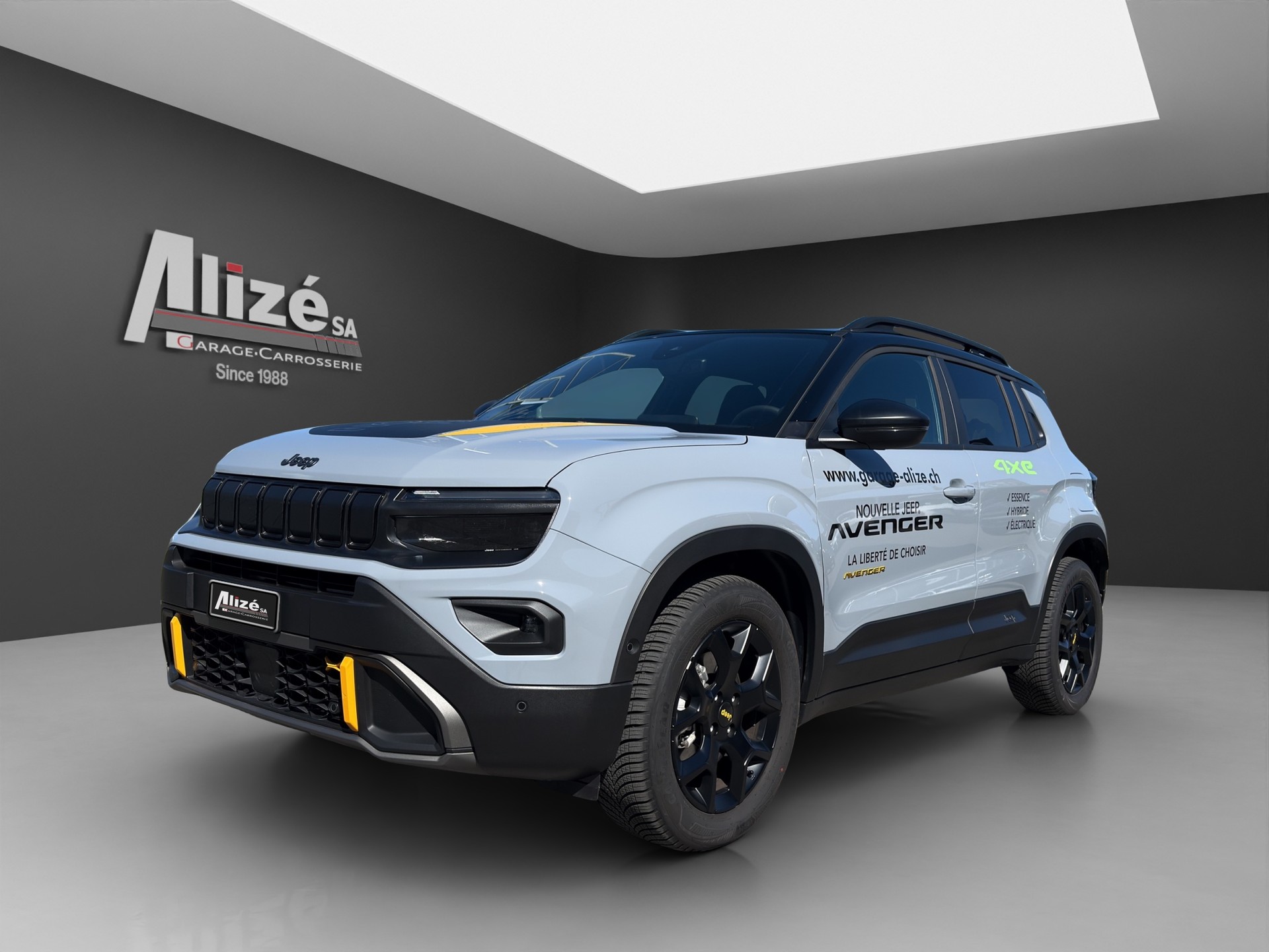 JEEP Avenger 1.2 Turbo MHEV The North Face 4xe-showroom-element-2