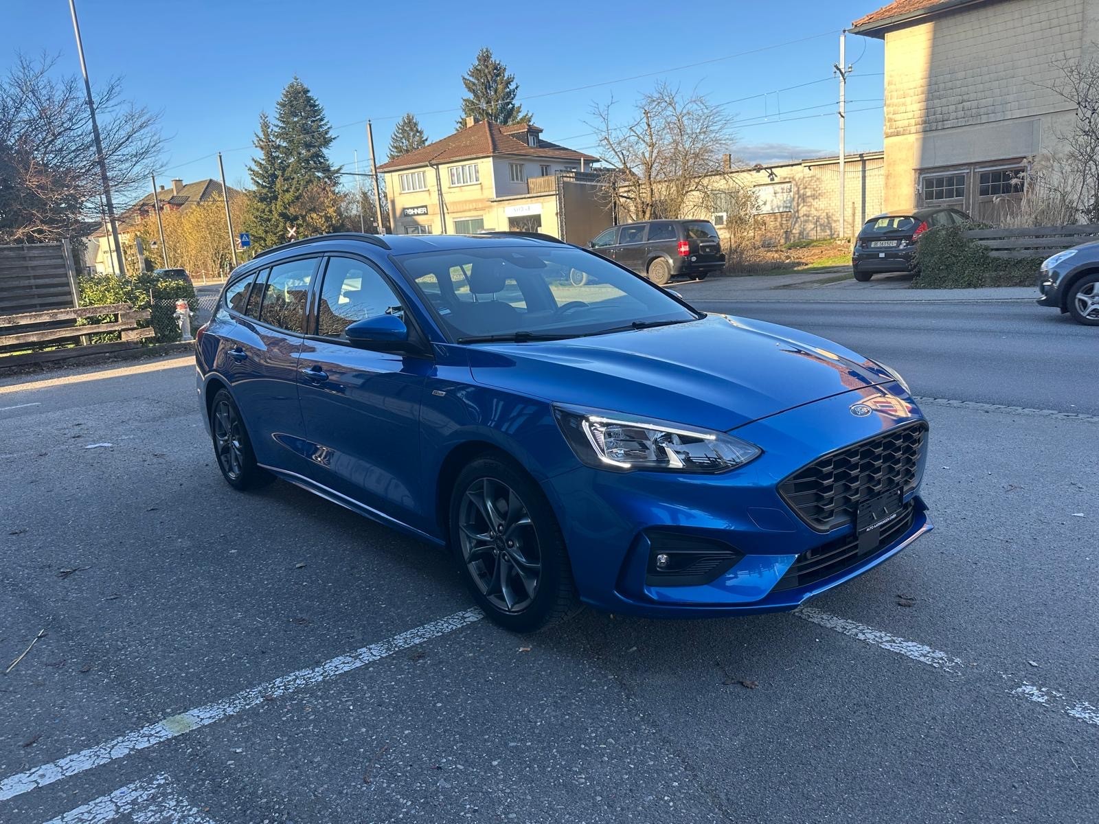 FORD Focus 1.0 SCTi ST Line Automatic-image-0