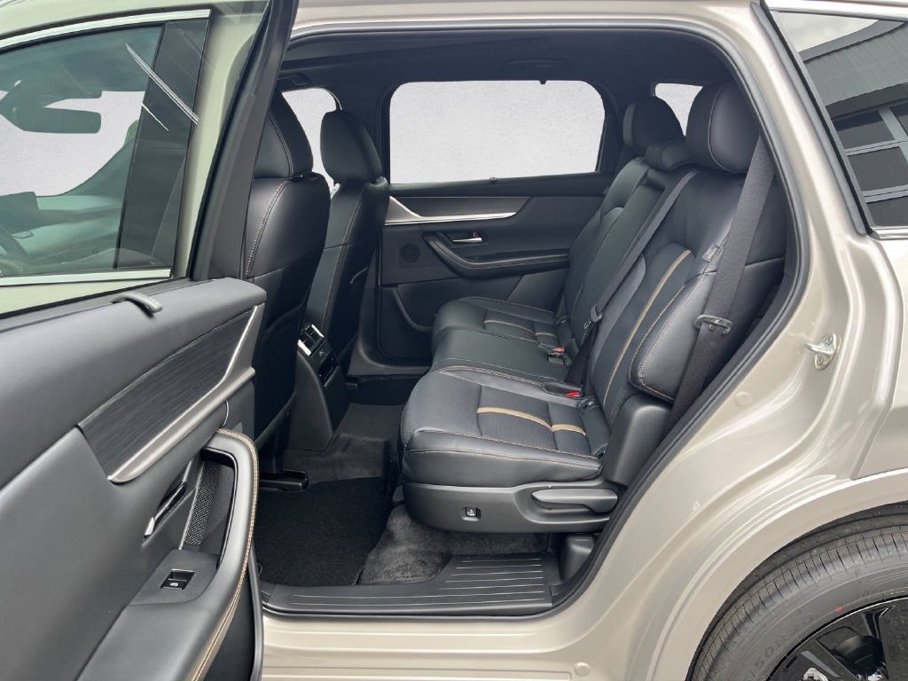 MAZDA CX-80 2.5 PHEV Homura Plus 7 PLÄTZE-image-12