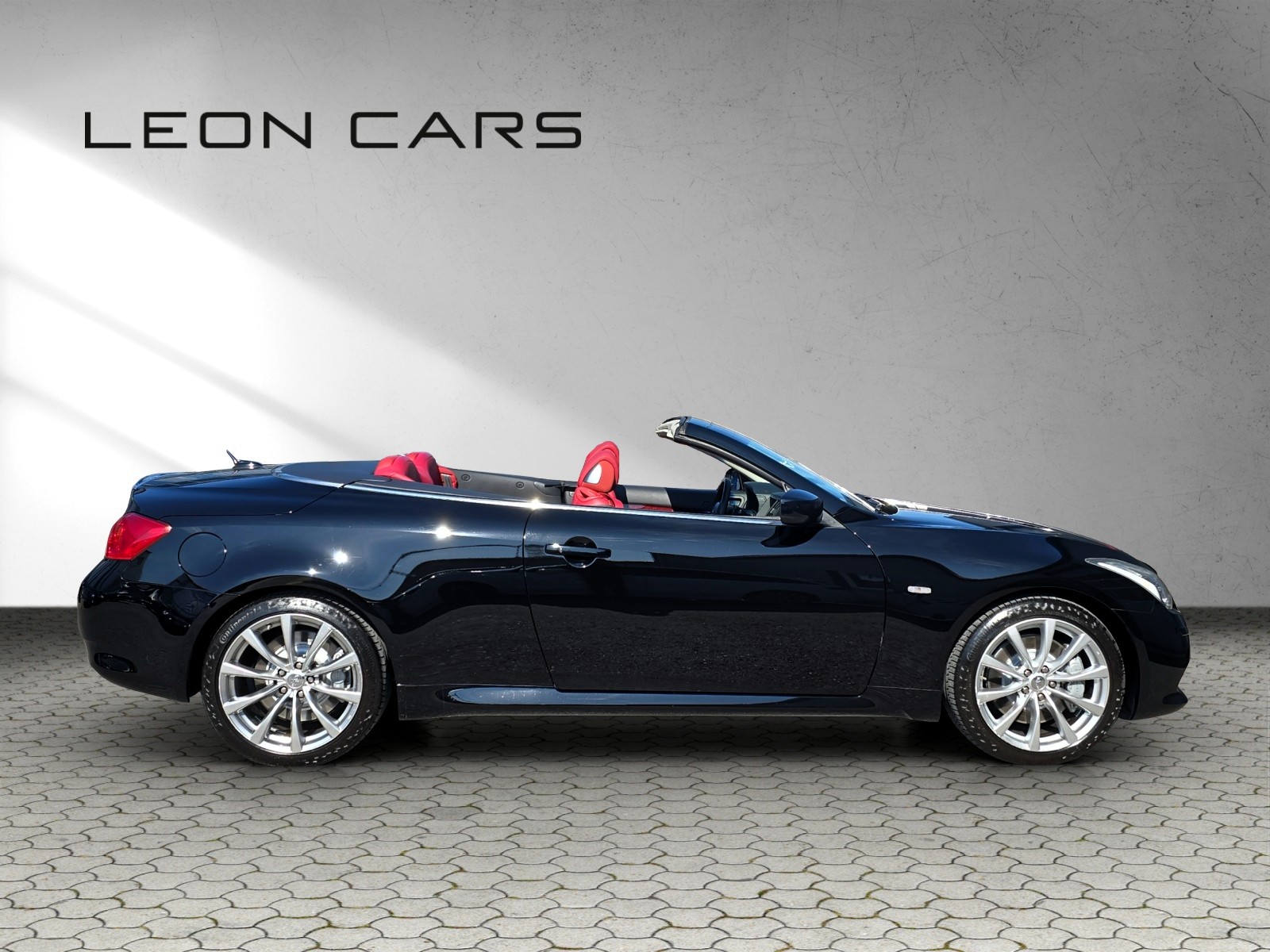 INFINITI G37 Cabrio GT 3.7 V6 320 PS Premium Automatic Cabrio-image-4