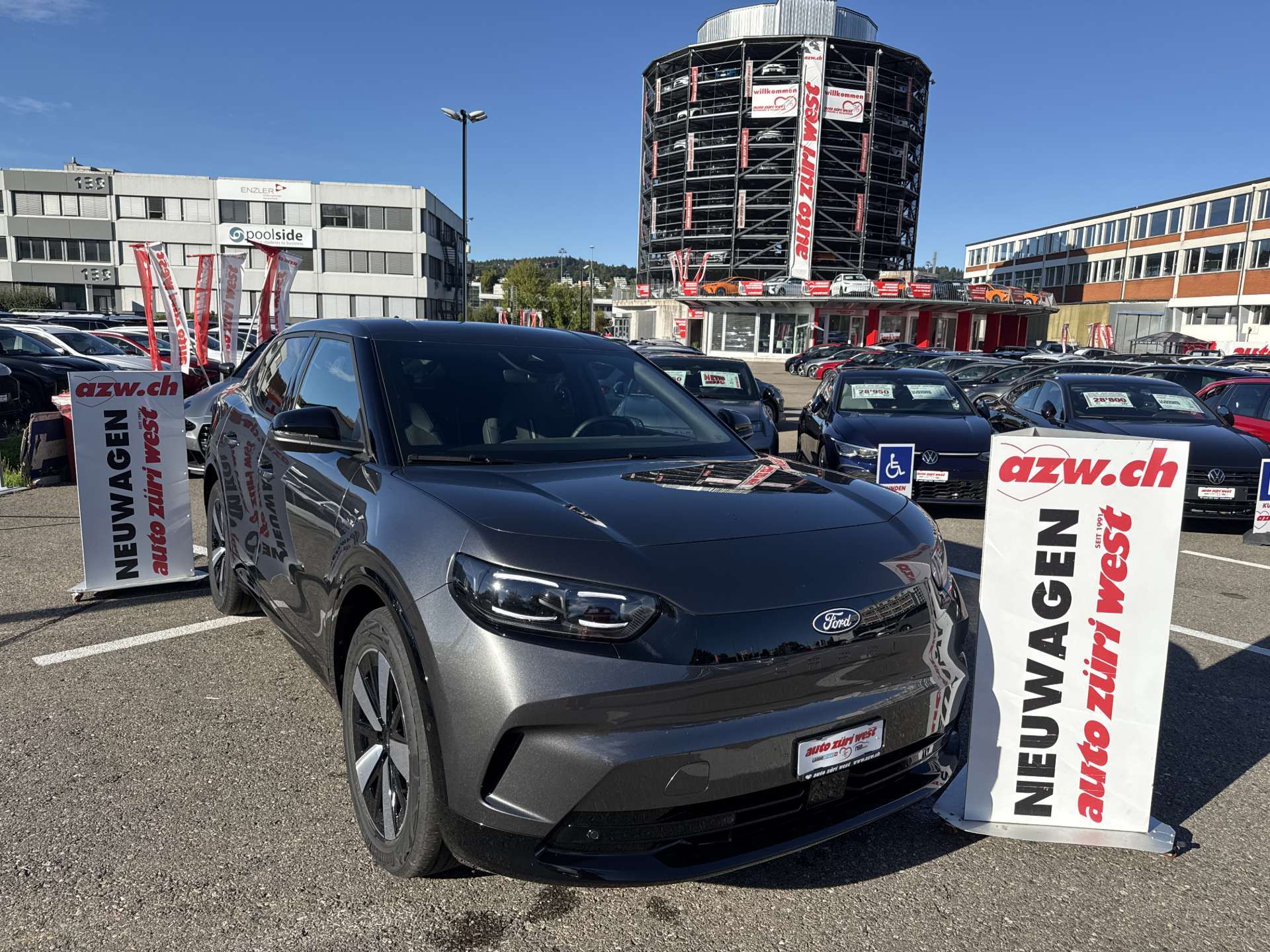 FORD Capri Elektro 79kWh Dual Extended Range 340PS AWD Automat-image-0