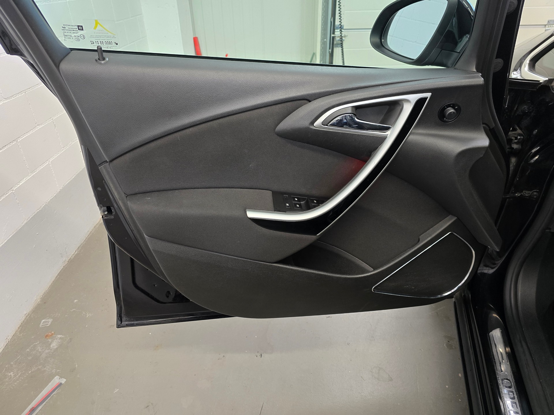 OPEL Astra 1.6i 16V Turbo Sport Automatic-image-11