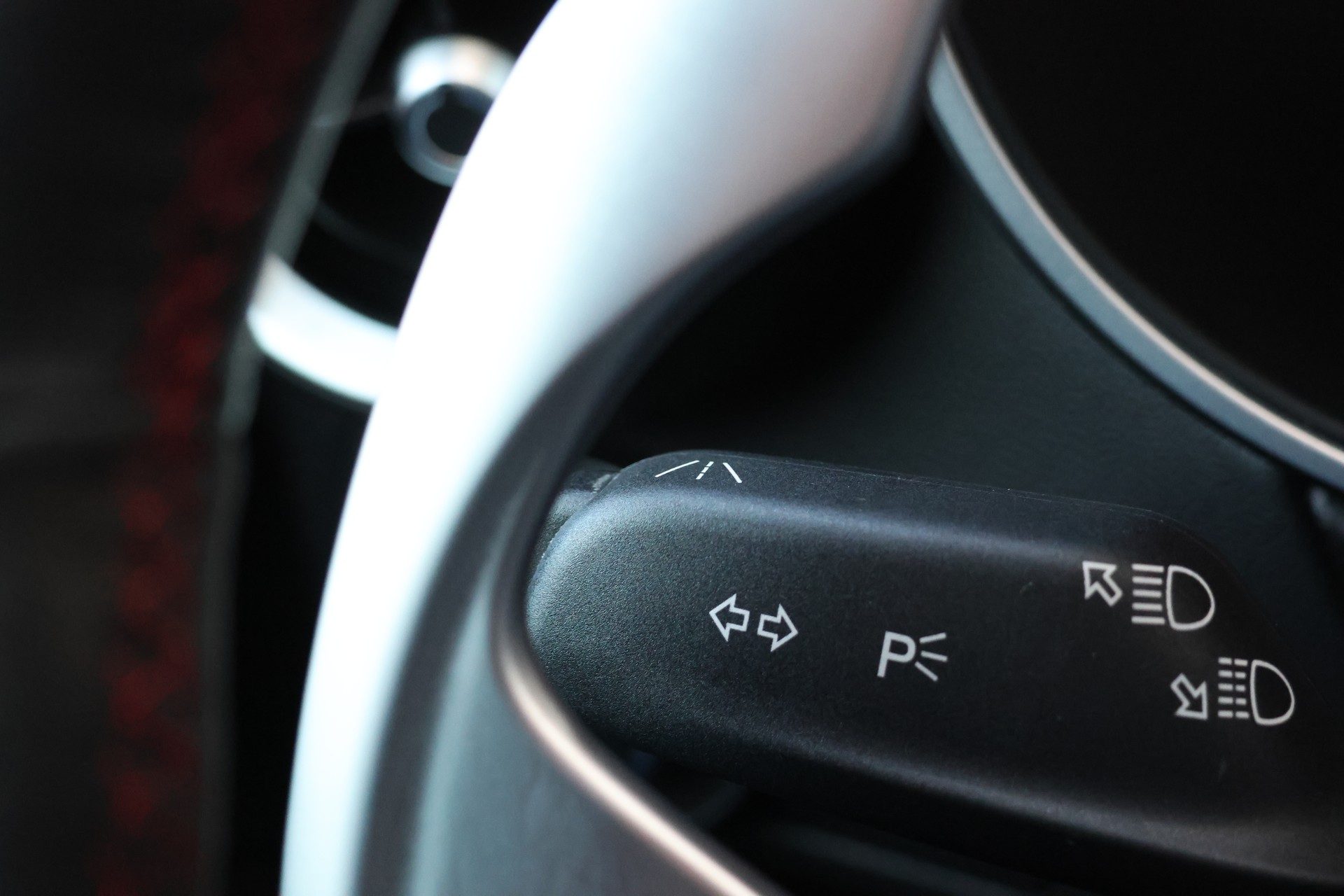 ALFA ROMEO Stelvio 2.9 V6 Quadrifoglio Q4 Automatic (CH) "Akrapovic"-image-30