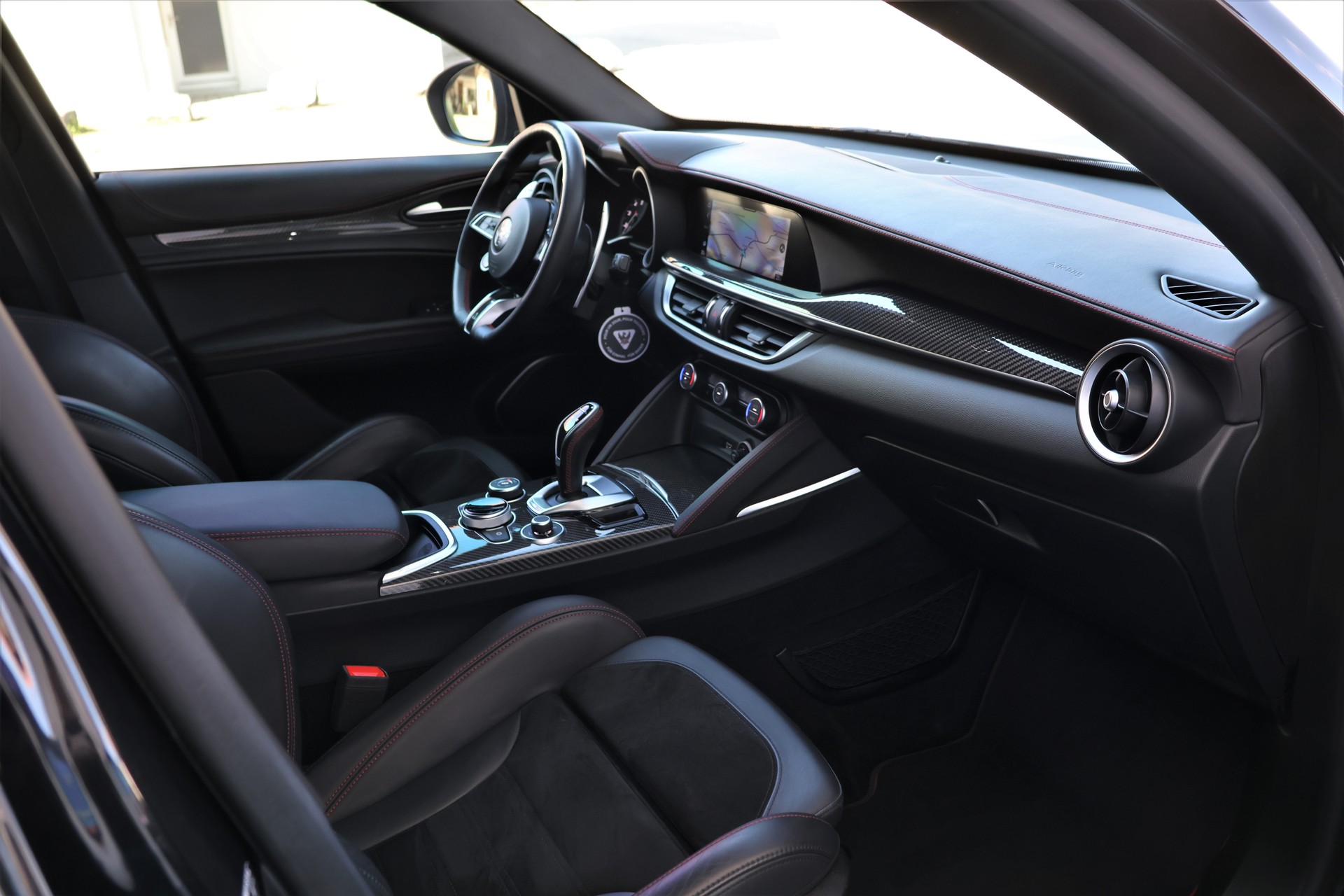 ALFA ROMEO Stelvio 2.9 V6 Quadrifoglio Q4 Automatic (CH) "Akrapovic"-image-20