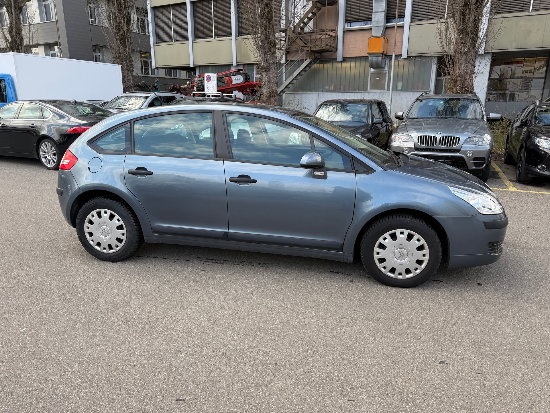 CITROEN C4 Berline 1.4i 16V X-image-3