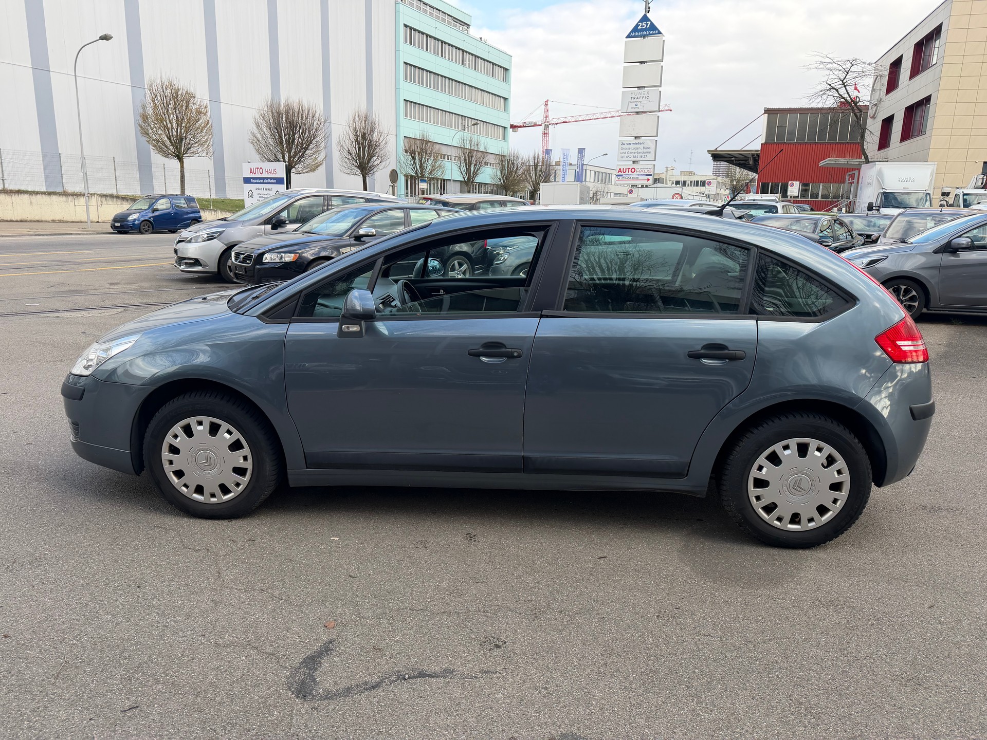 CITROEN C4 Berline 1.4i 16V X-image-4