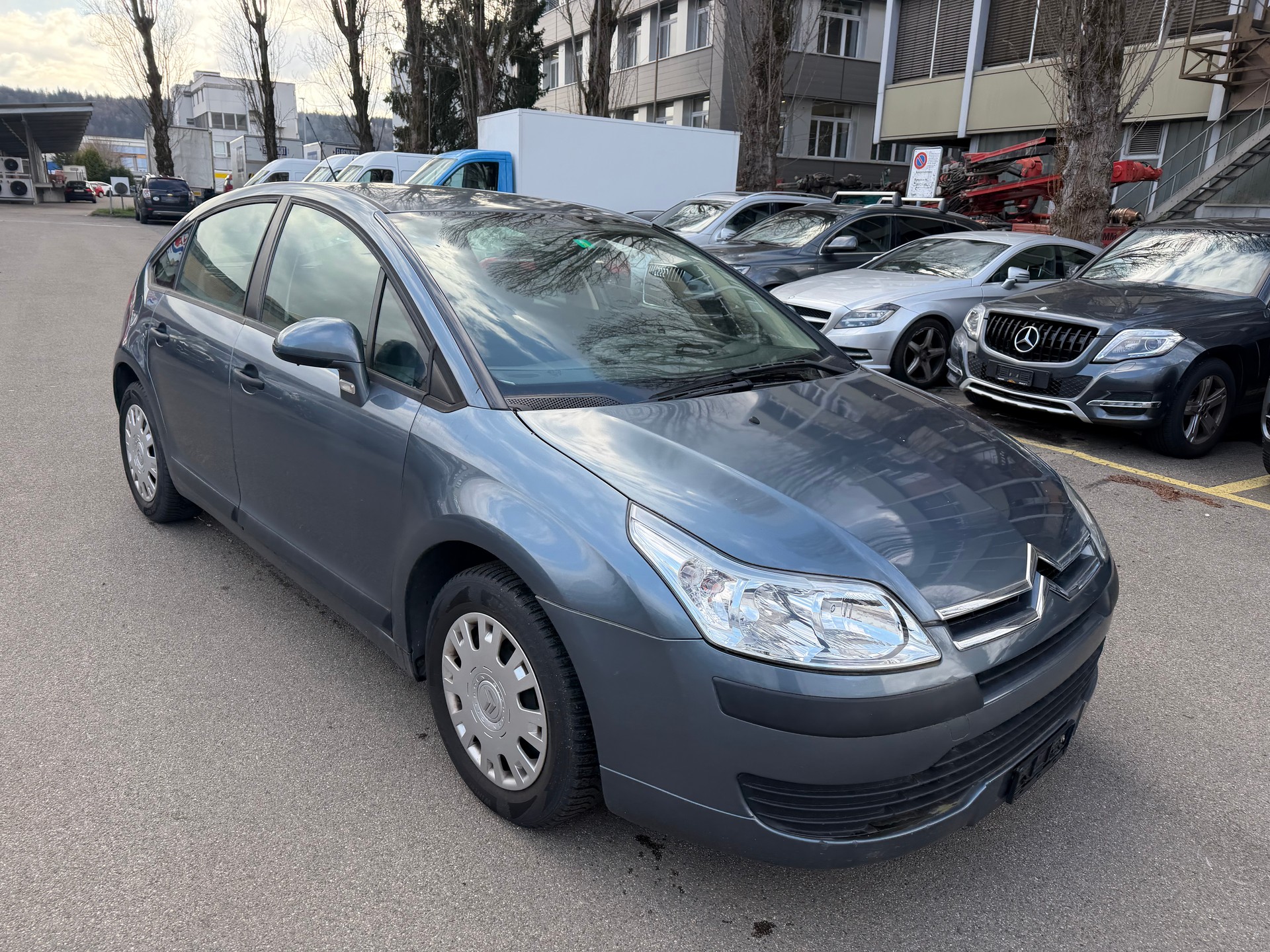 CITROEN C4 Berline 1.4i 16V X-image-2