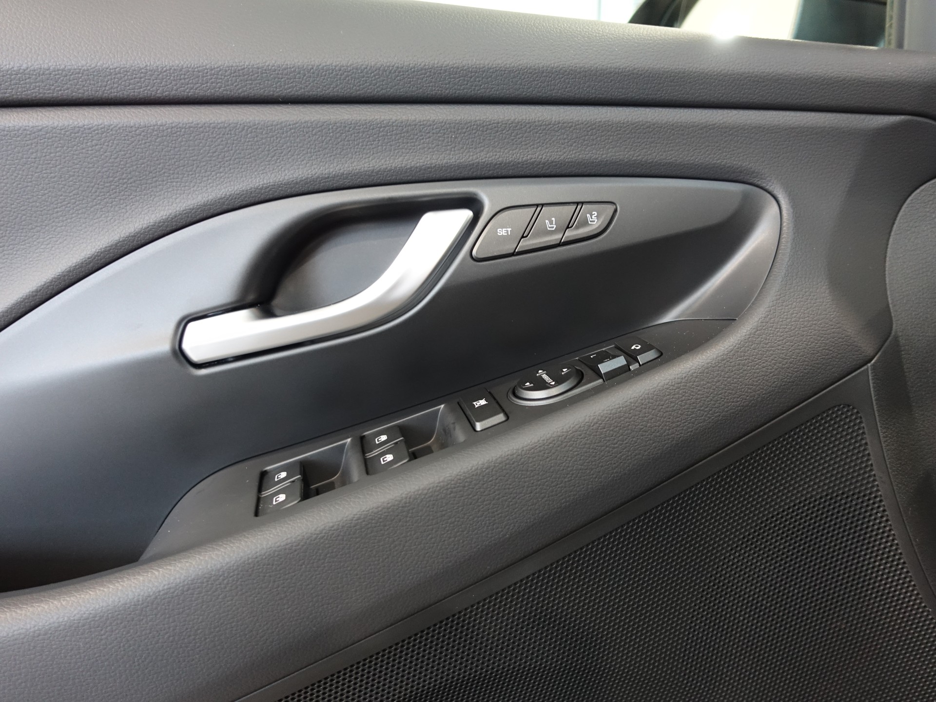 HYUNDAI i30 1.6 T-GDi N Line DCT-image-15