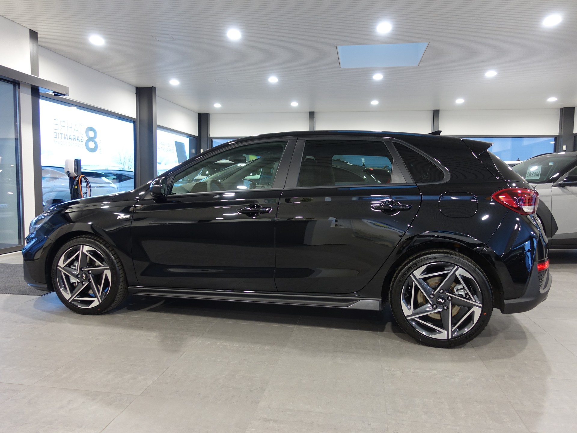 HYUNDAI i30 1.6 T-GDi N Line DCT-showroom-element-1