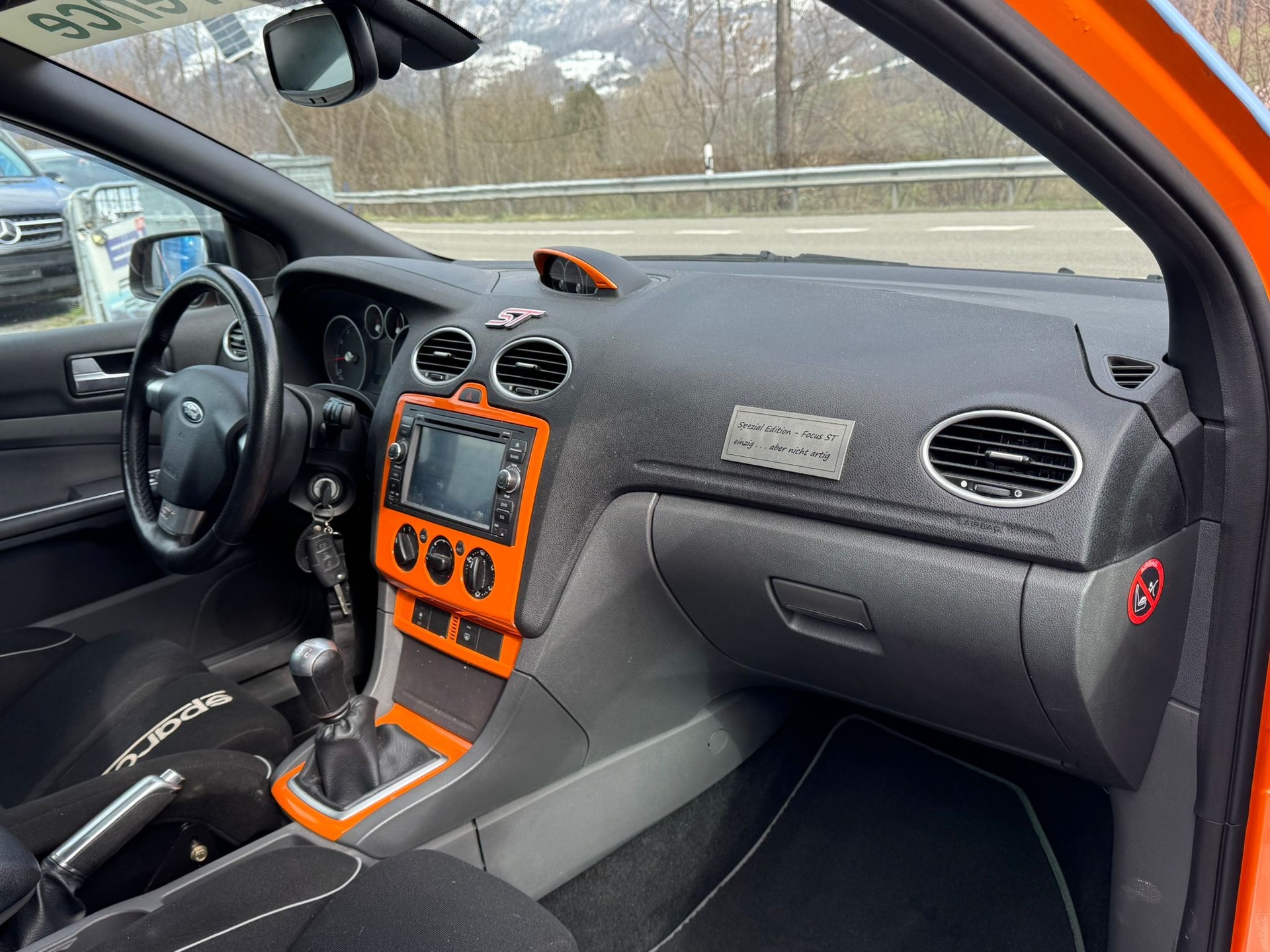 FORD Focus 2.5 Turbo ST-image-13