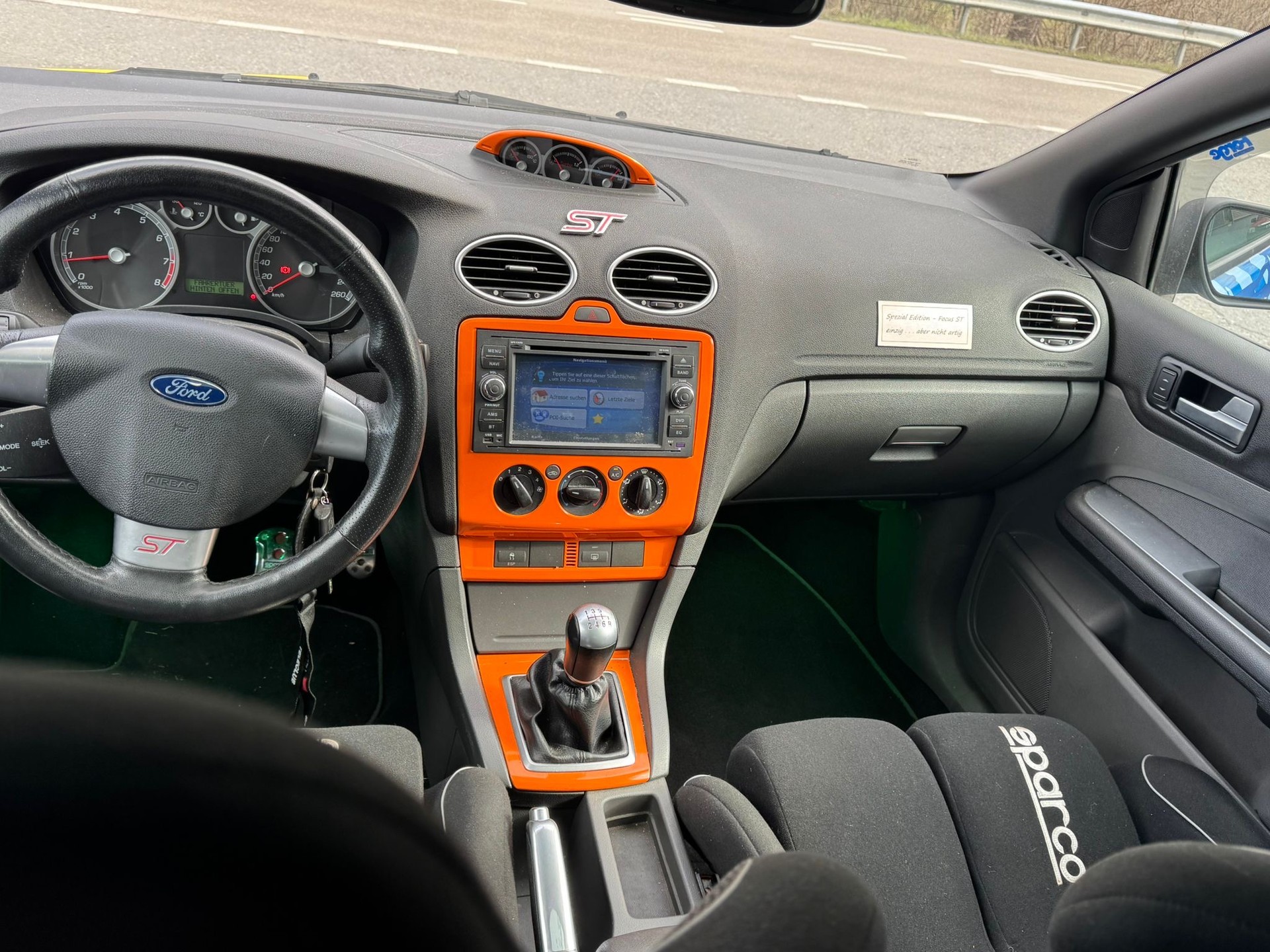 FORD Focus 2.5 Turbo ST-image-8
