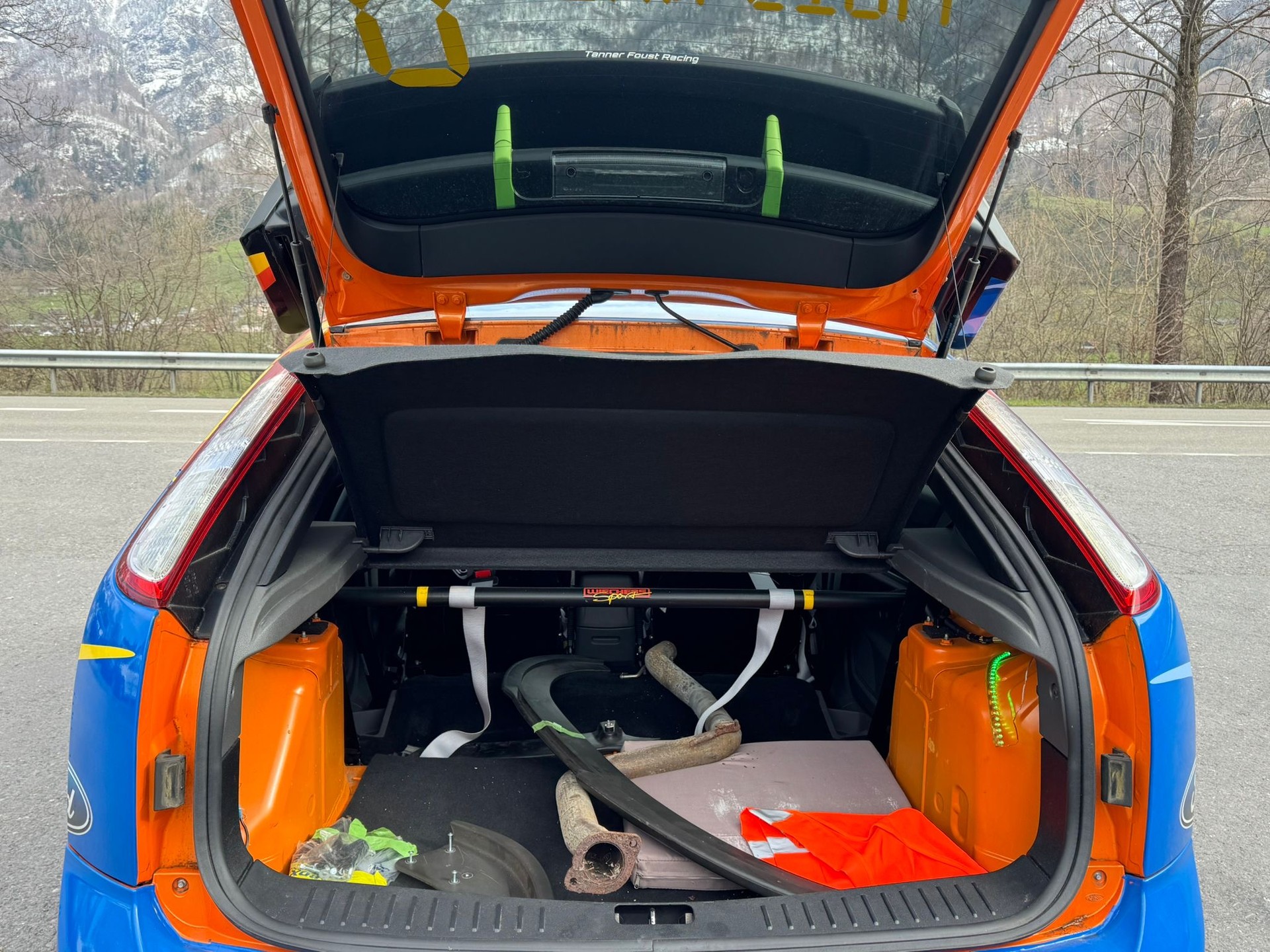 FORD Focus 2.5 Turbo ST-image-12