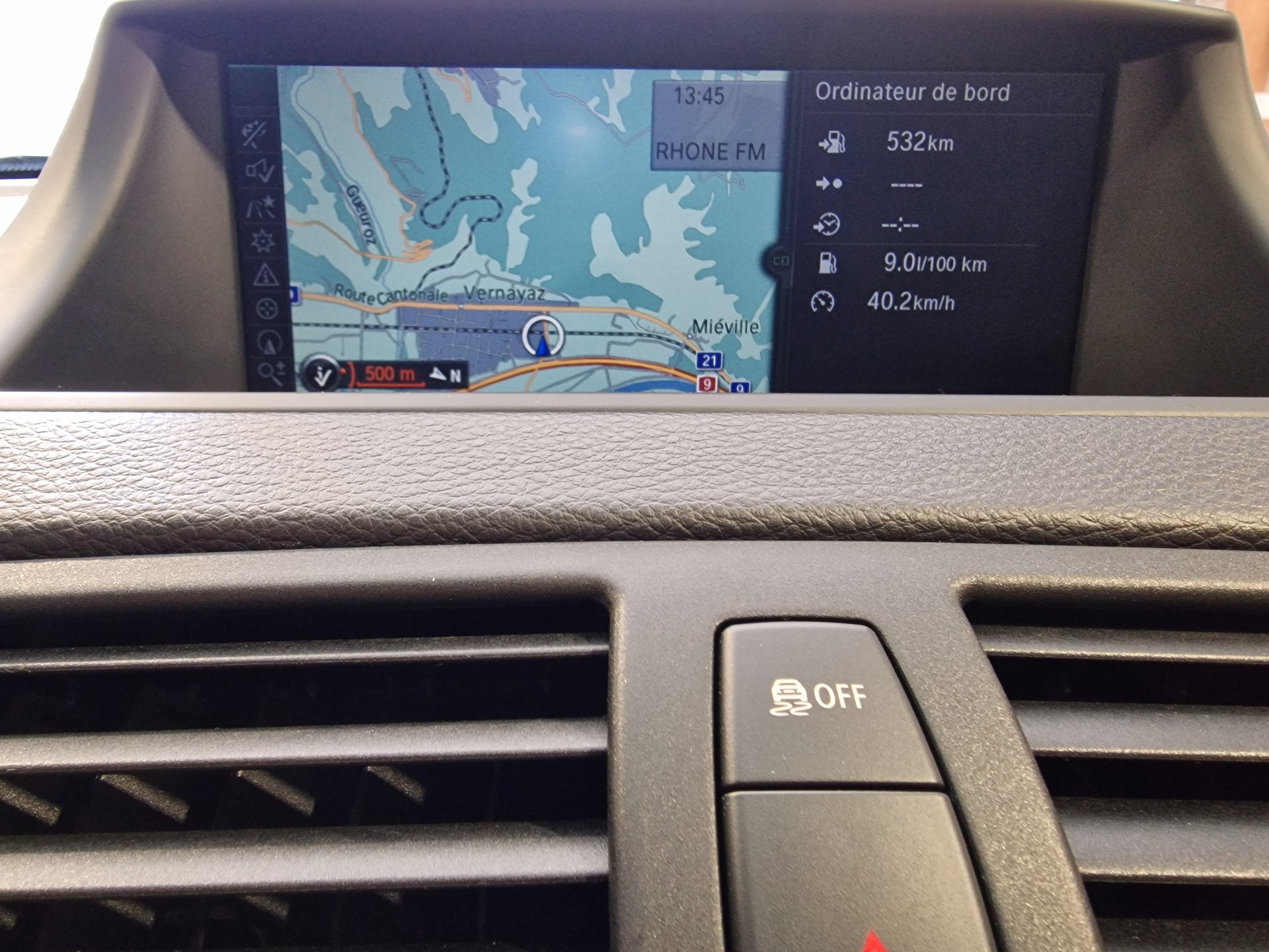 BMW 118i Cabrio-image-6