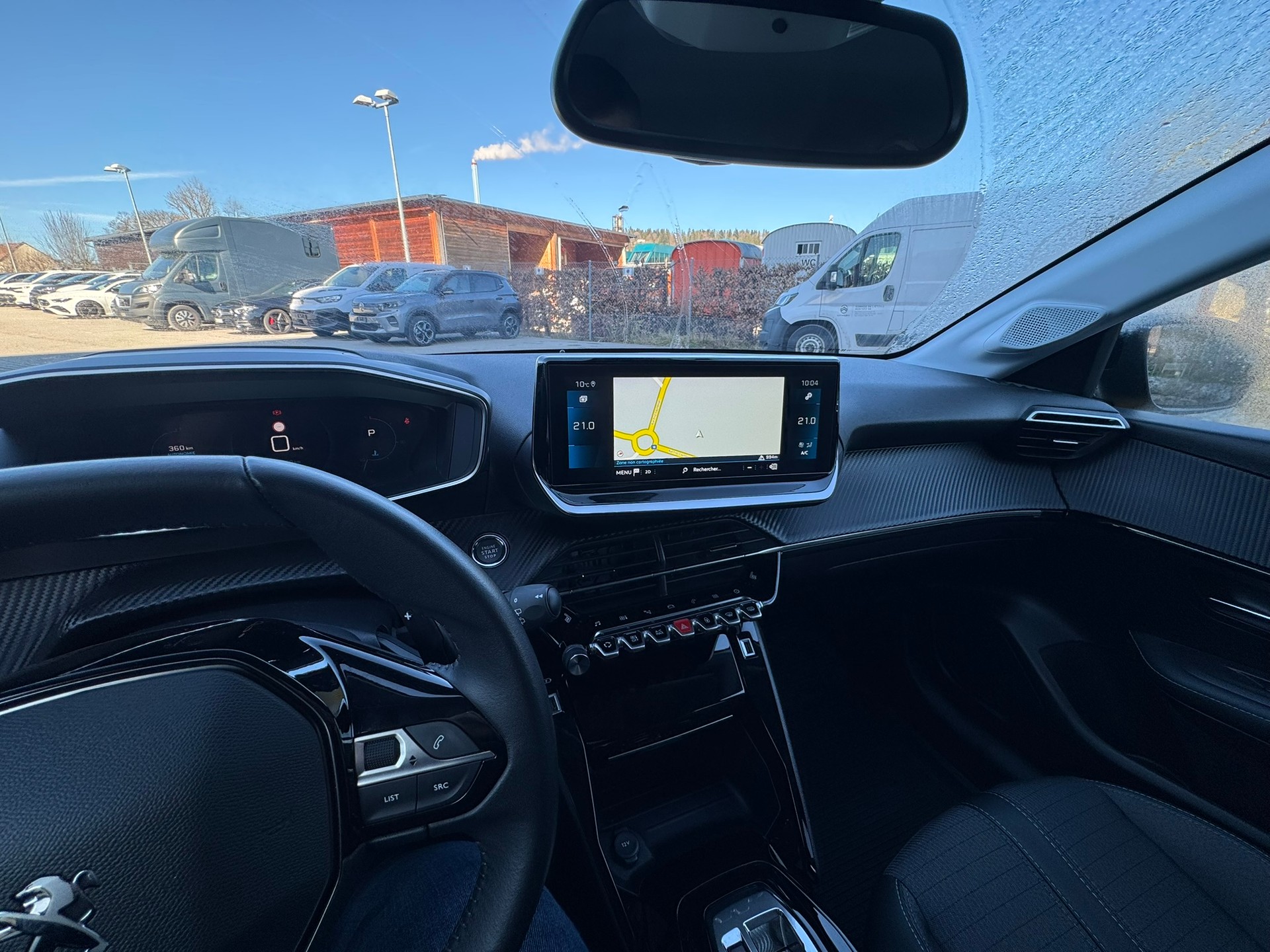 PEUGEOT 208 1.2 PureTech Allure EAT8-image-6