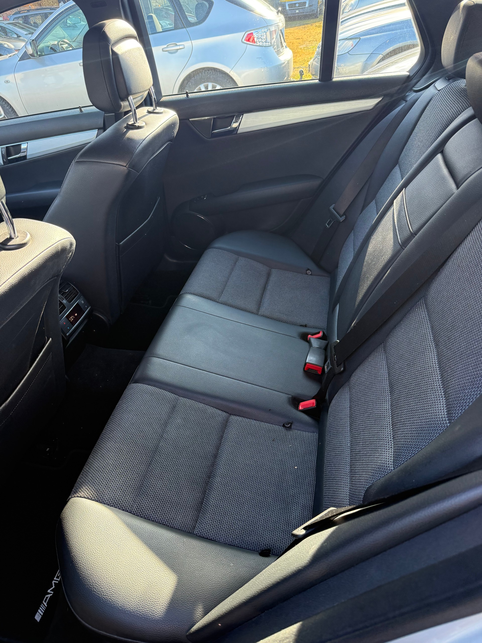 MERCEDES-BENZ C 230 Avantgarde 7G-Tronic-image-8