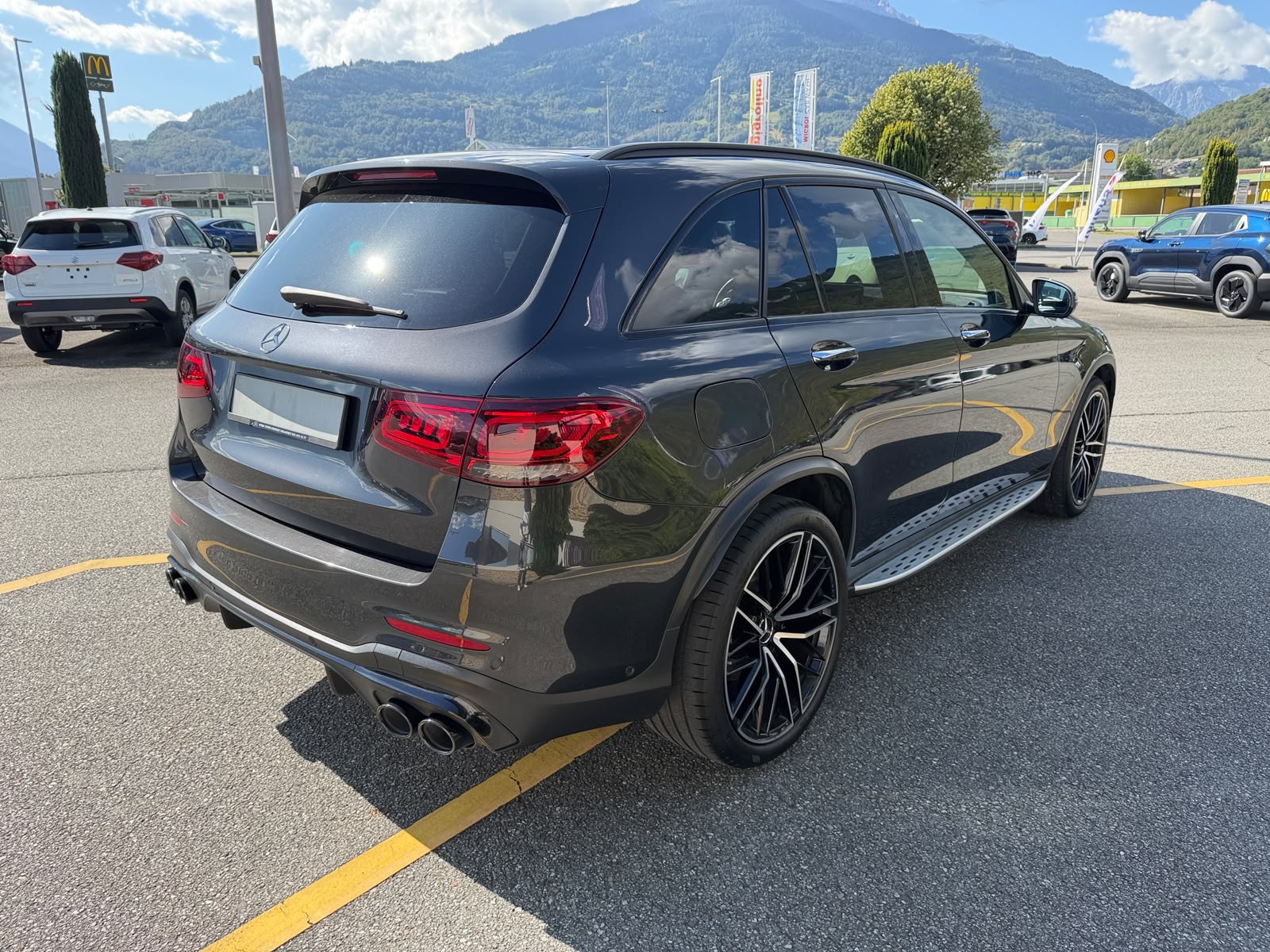 MERCEDES-BENZ GLC 43 AMG 4Matic 9G-Tronic-image-4