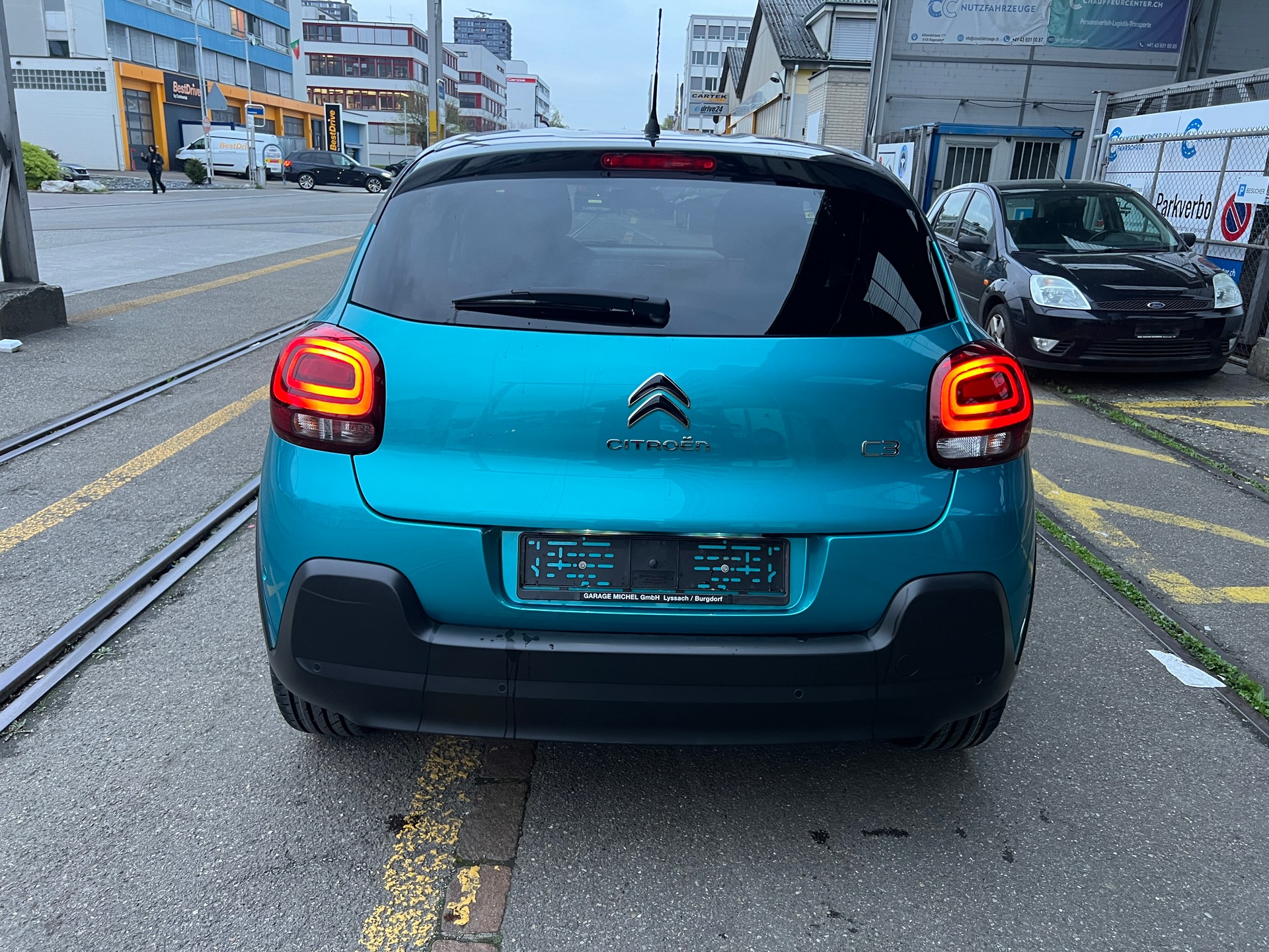 CITROEN C3 1.2i PureTech Swiss Edition EAT6-image-5