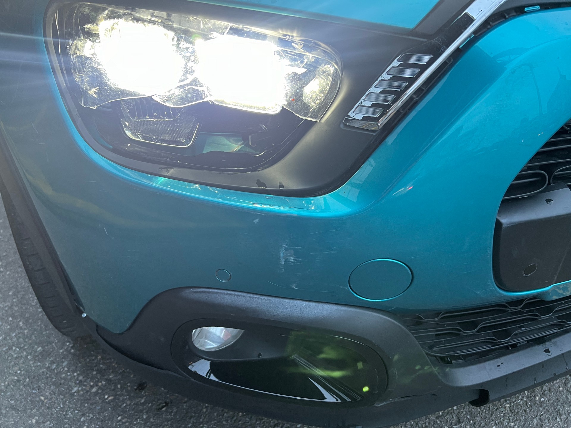 CITROEN C3 1.2i PureTech Swiss Edition EAT6-image-7