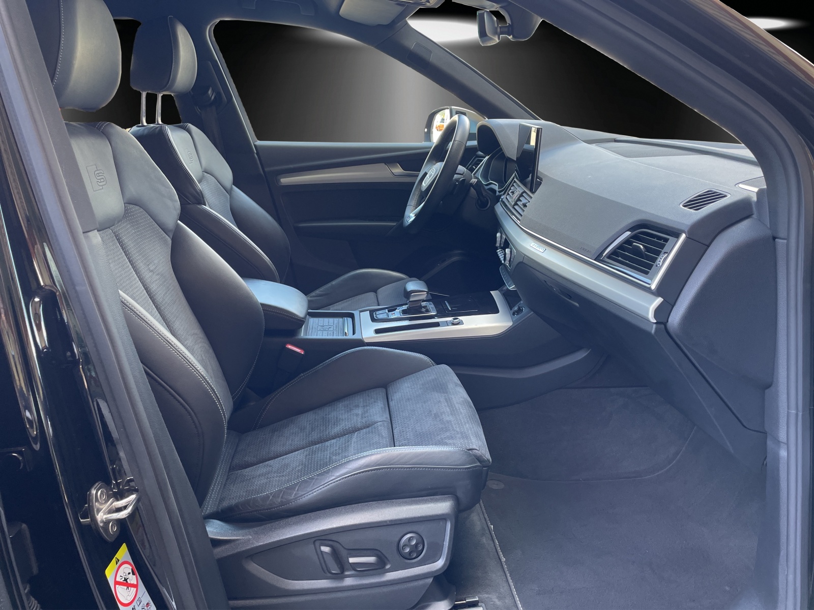 AUDI SQ5 TDI quattro tiptronic-image-8