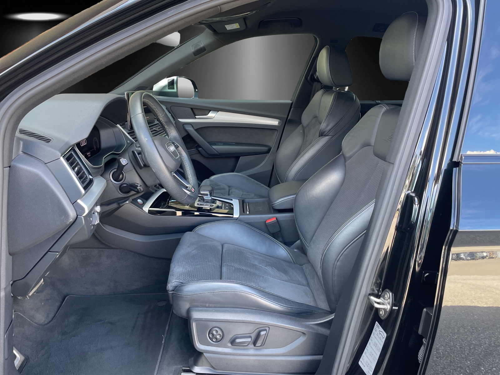 AUDI SQ5 TDI quattro tiptronic-image-9