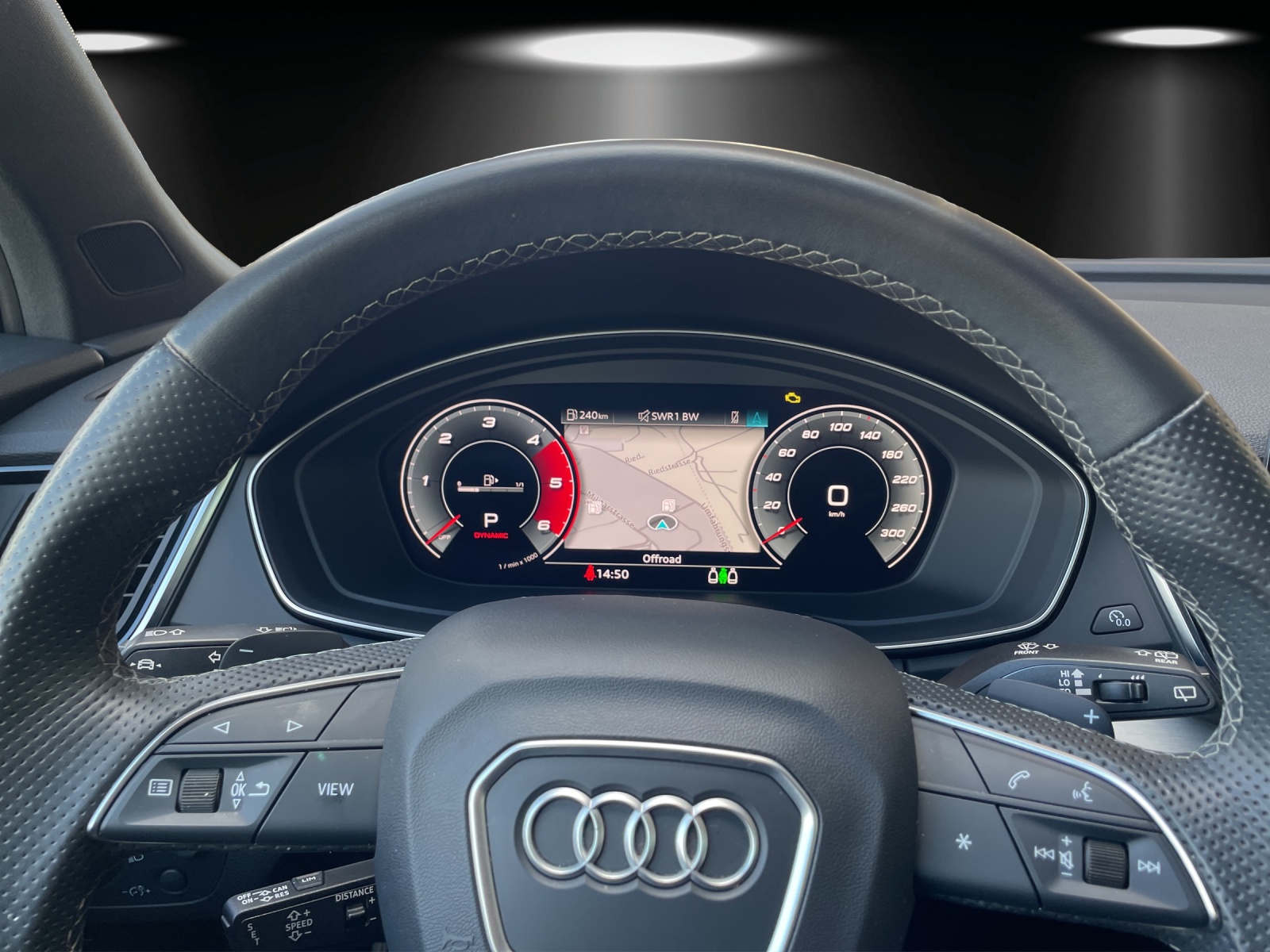 AUDI SQ5 TDI quattro tiptronic-image-12