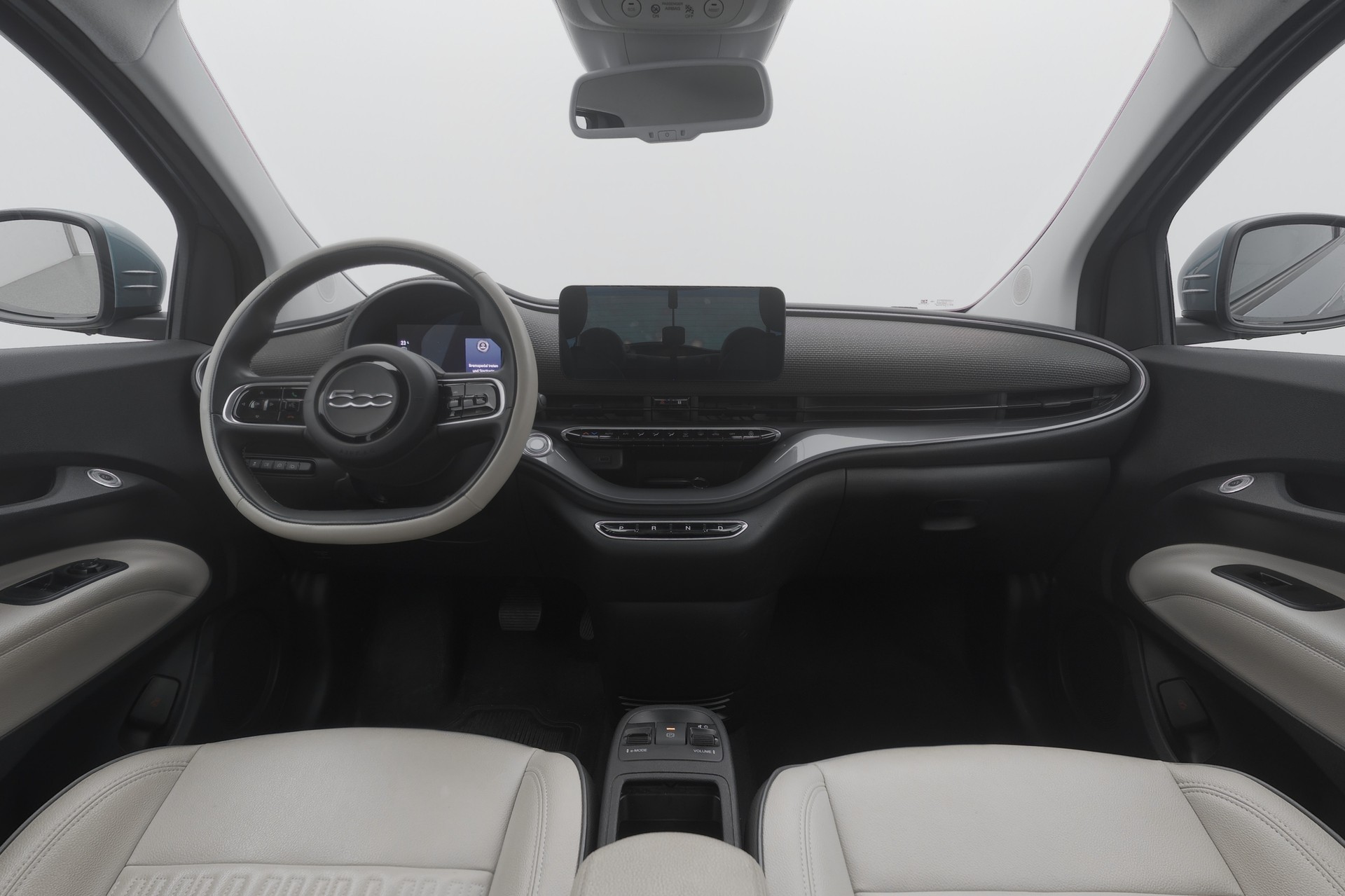 FIAT 500e 87kW 3+1 La Prima-image-5