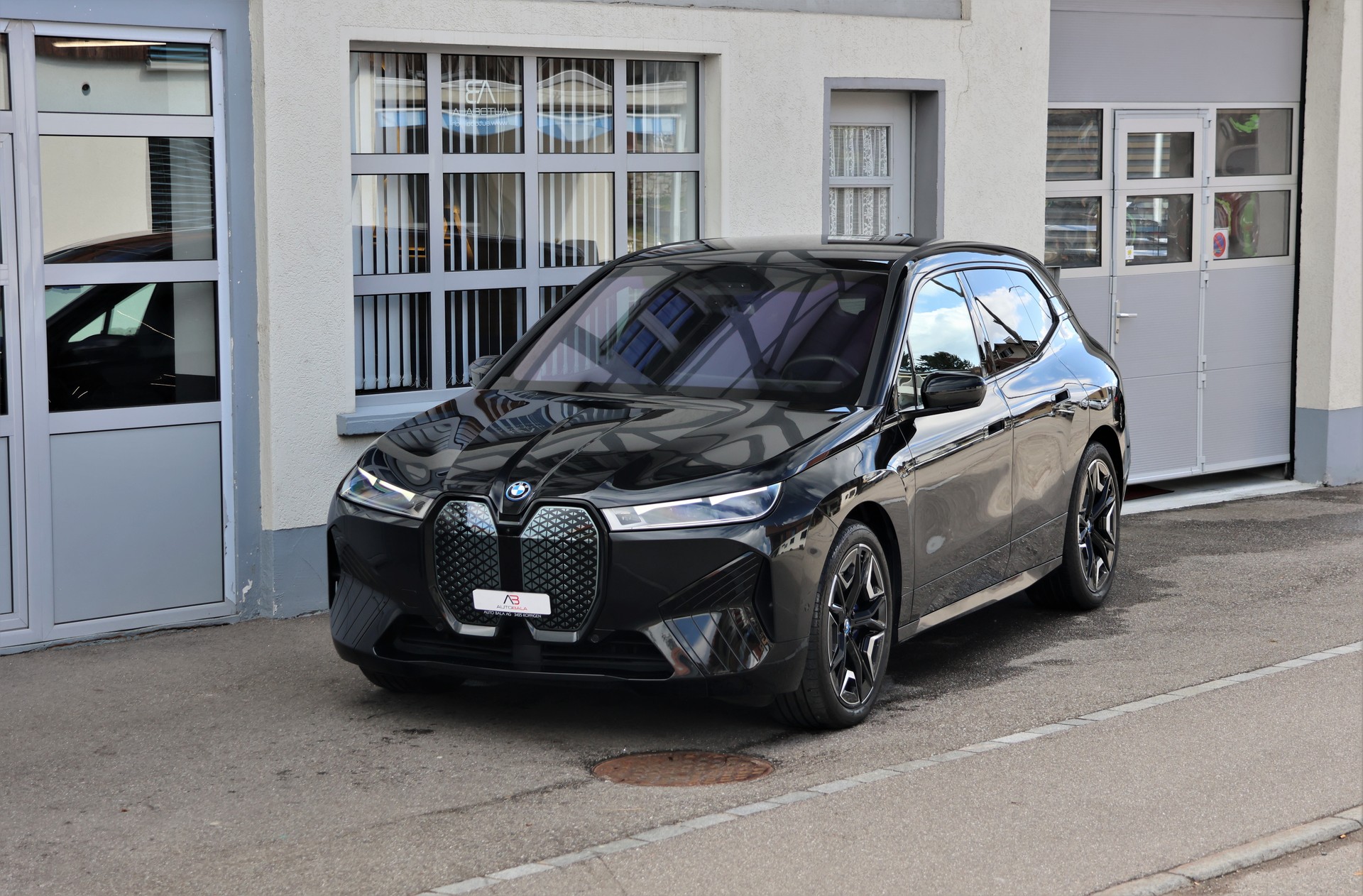 BMW iX xDrive40 Launch Edition (CH)